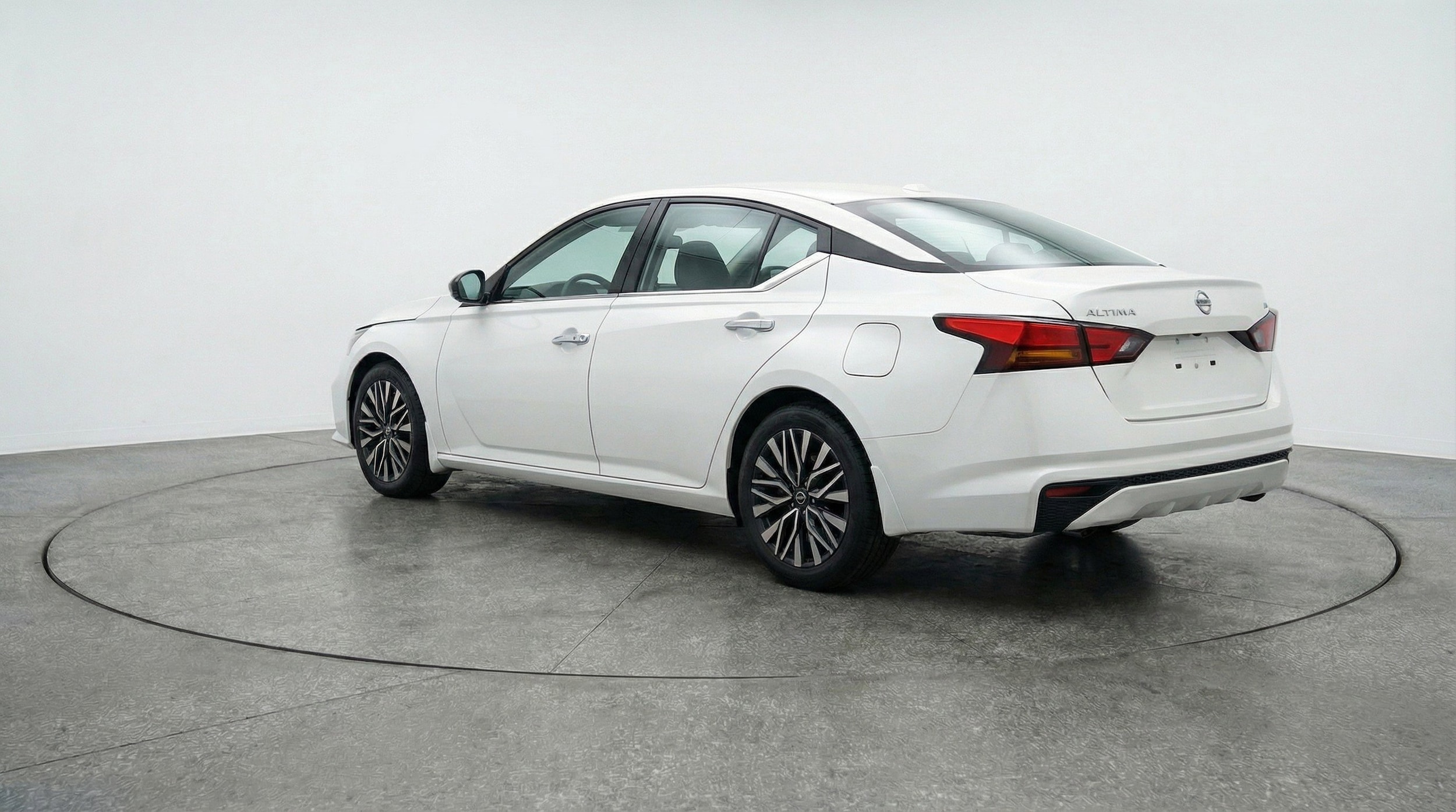 Thumbnail: 2025 Nissan Altima - 6