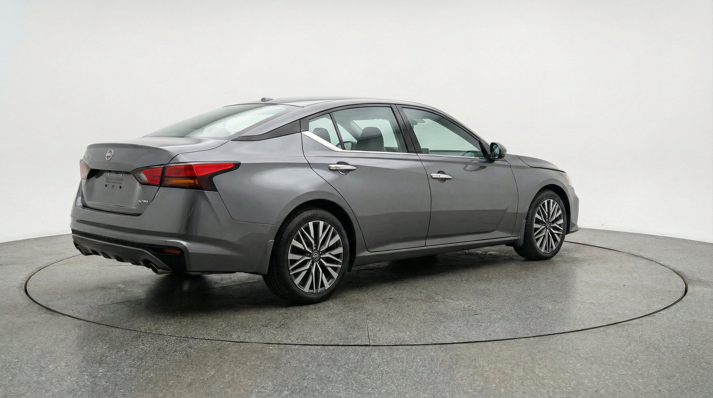 Thumbnail: 2025 Nissan Altima - 9