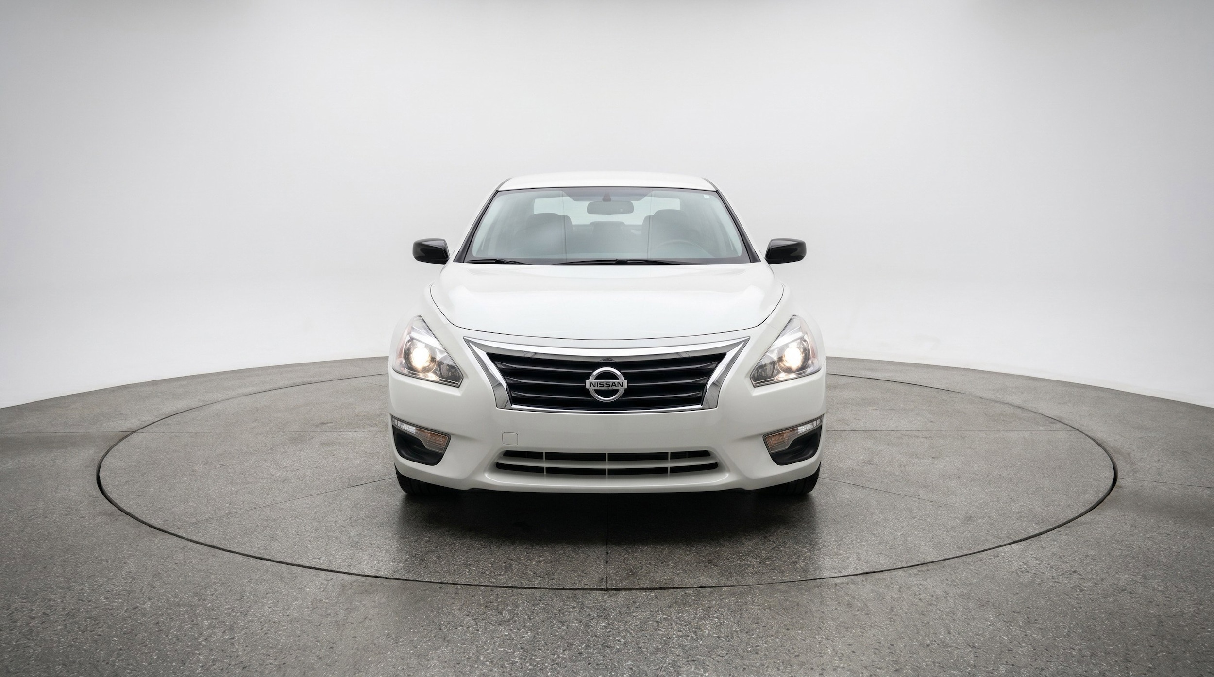 Thumbnail: 2025 Nissan Altima - 2