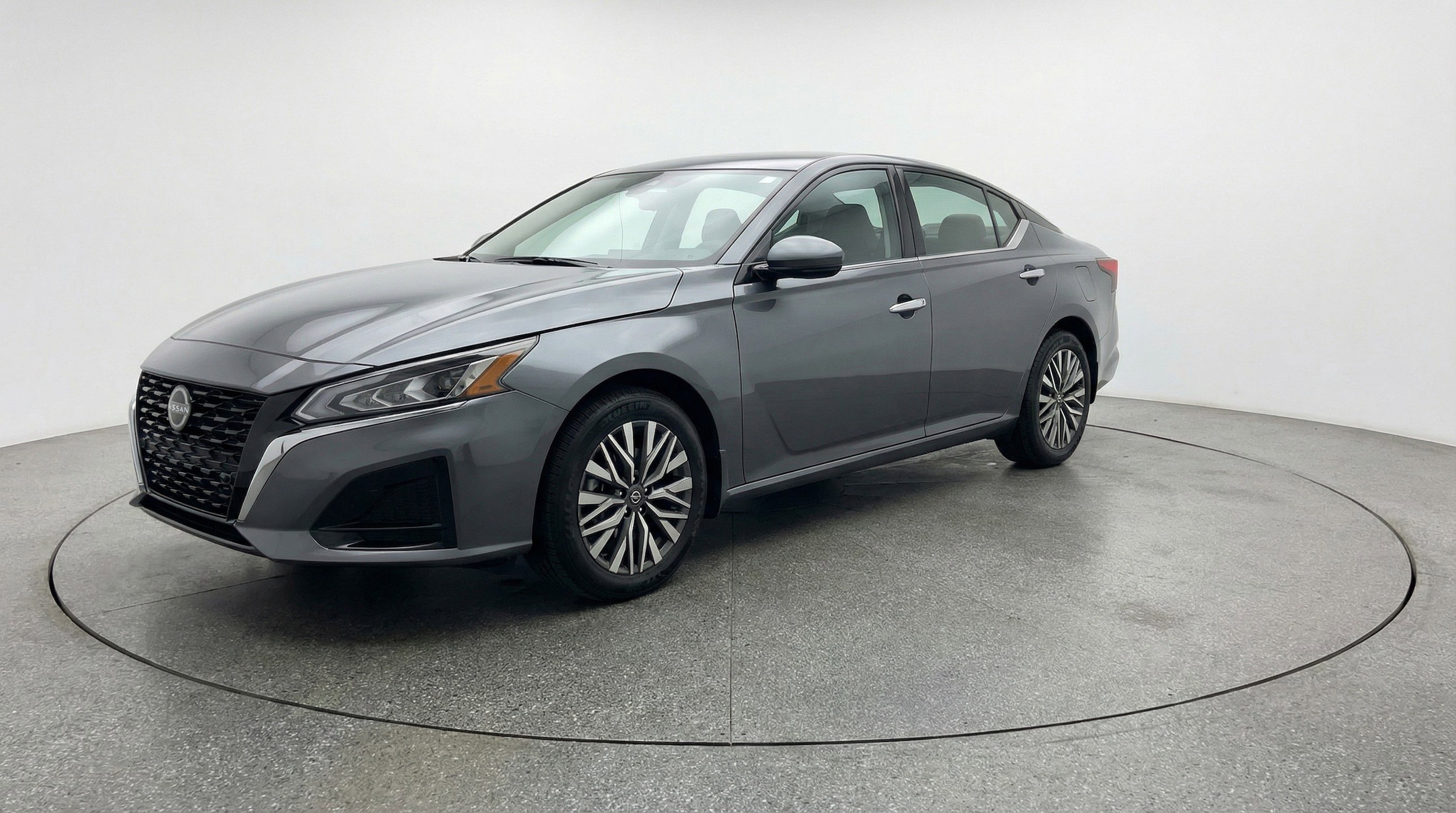 Thumbnail: 2025 Nissan Altima - 3