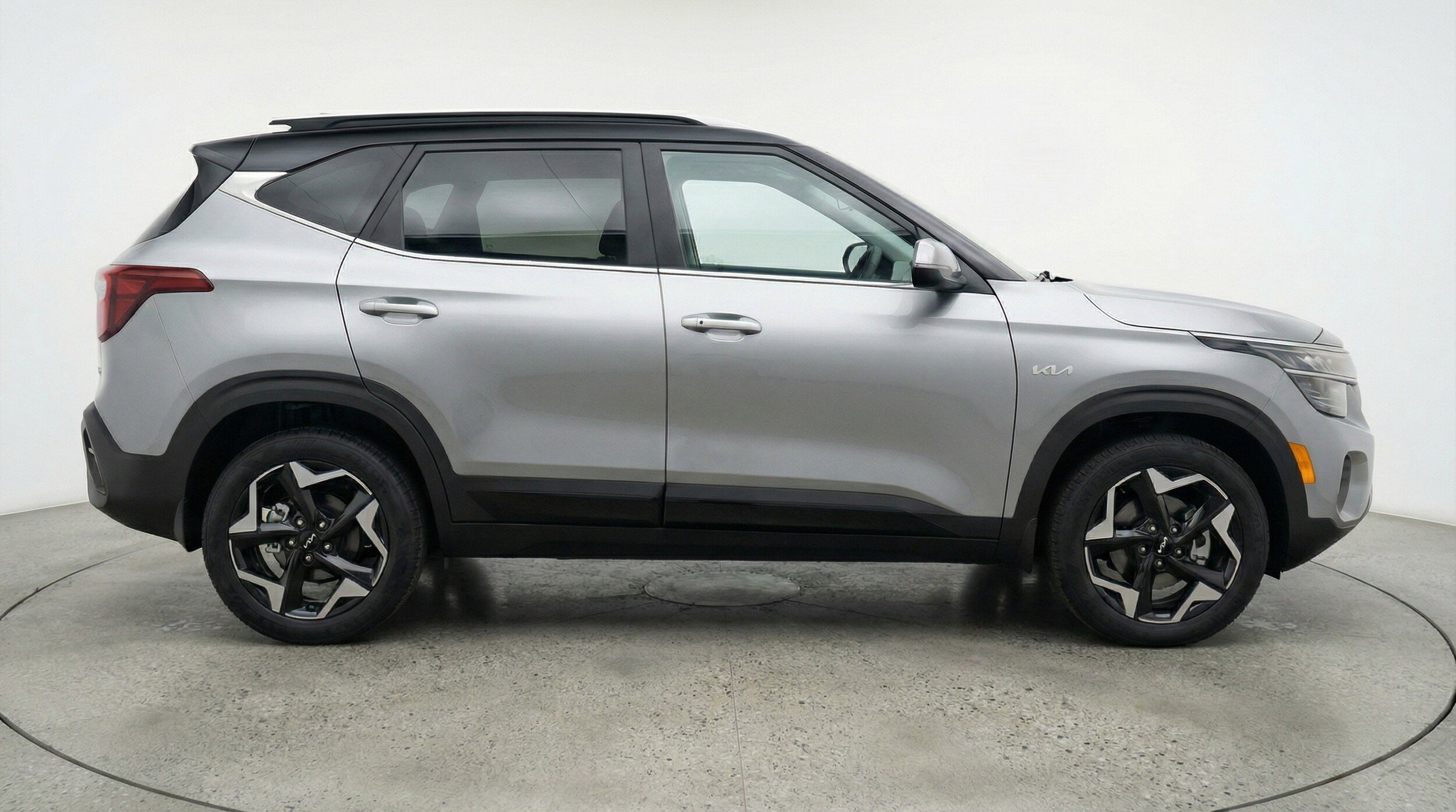 Thumbnail: 2025 Kia Seltos - 11