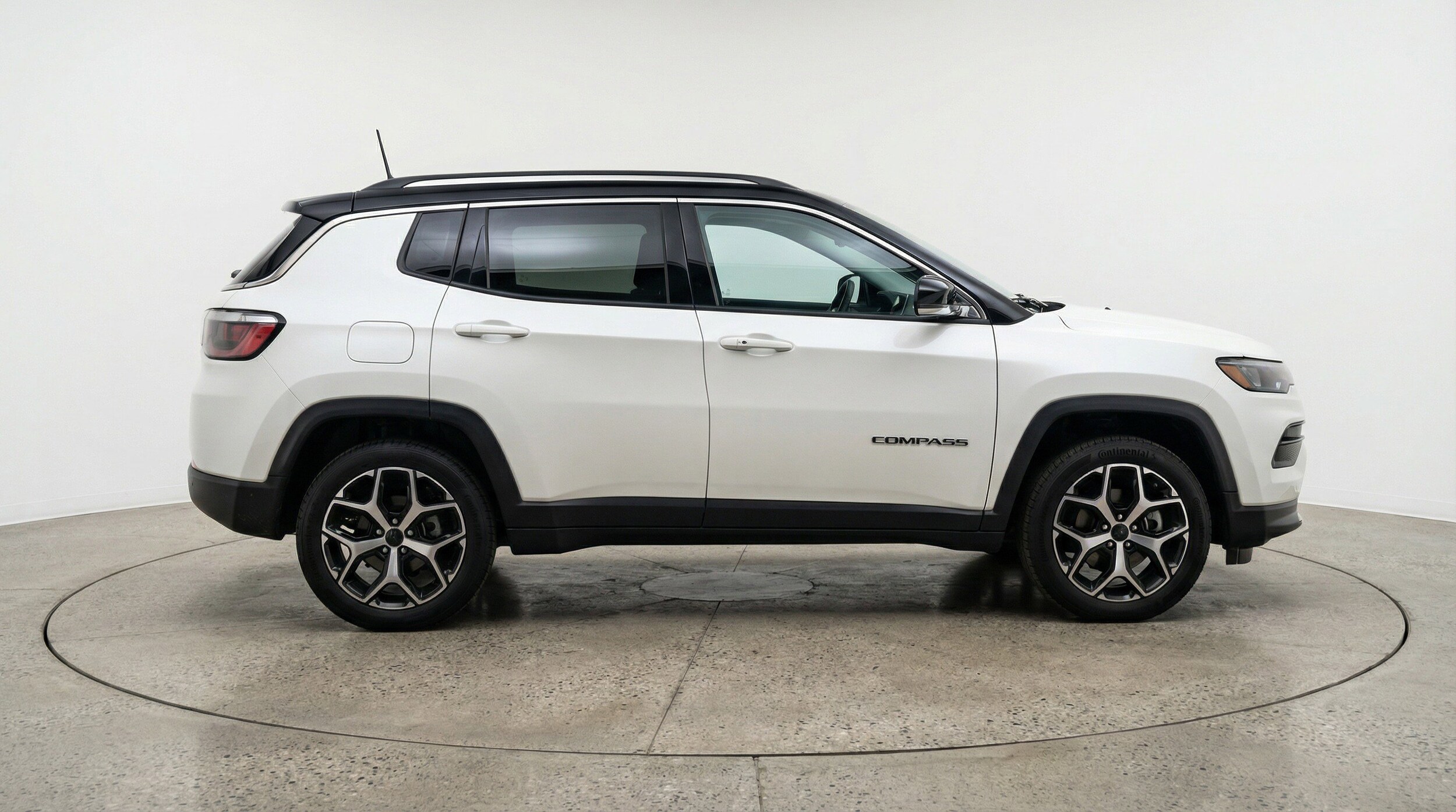 Thumbnail: 2025 Jeep Compass - 11