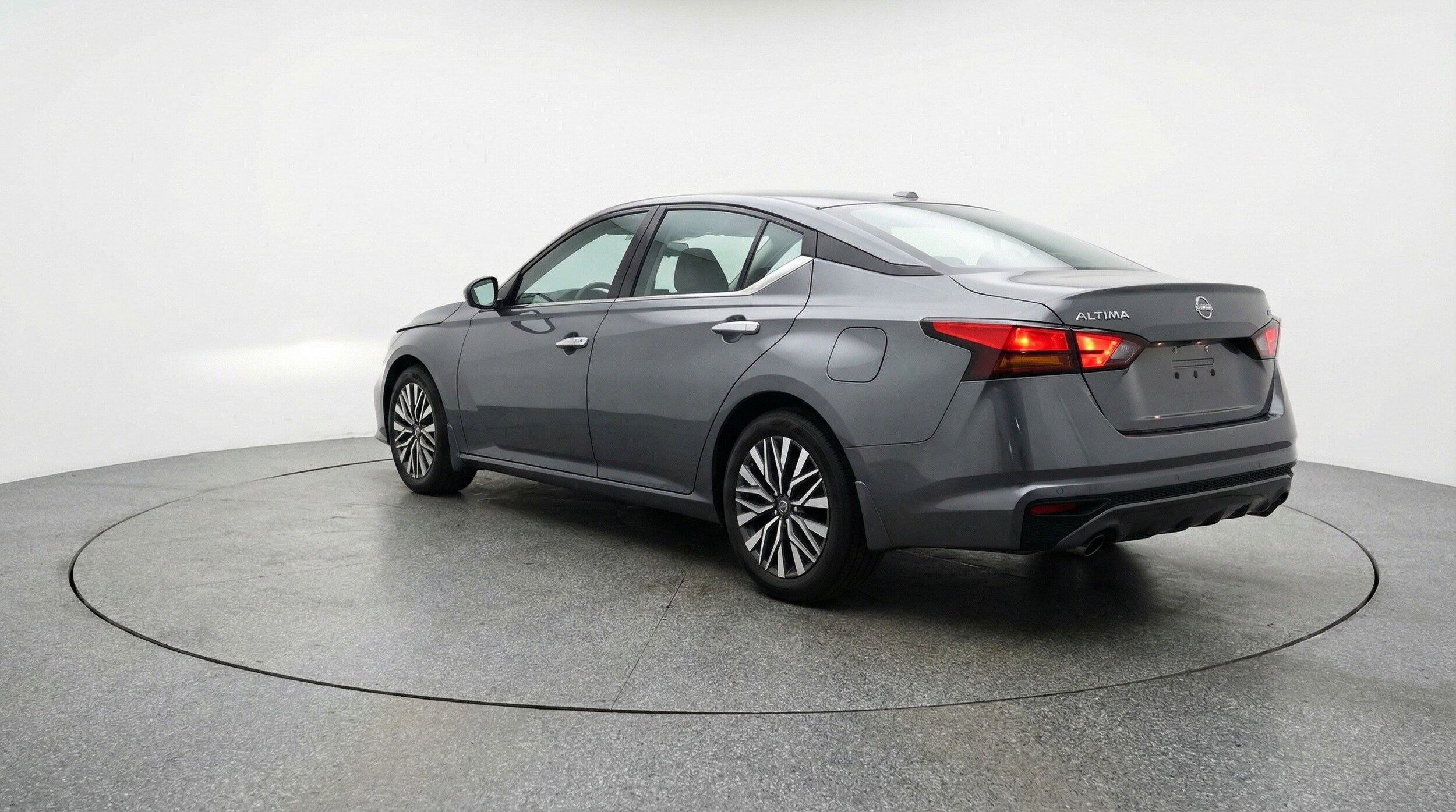 Thumbnail: 2025 Nissan Altima - 6