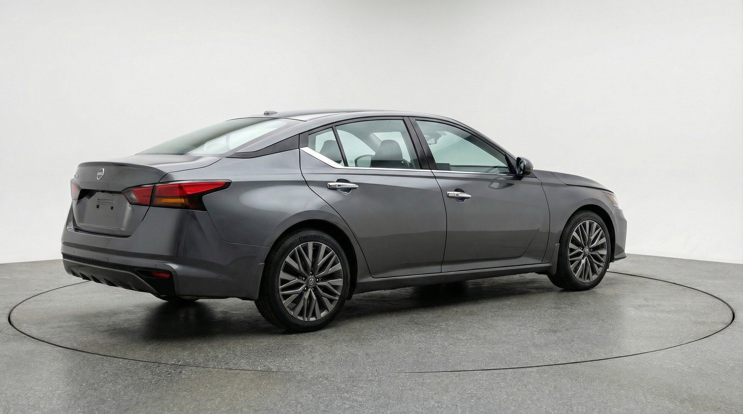 Thumbnail: 2025 Nissan Altima - 9