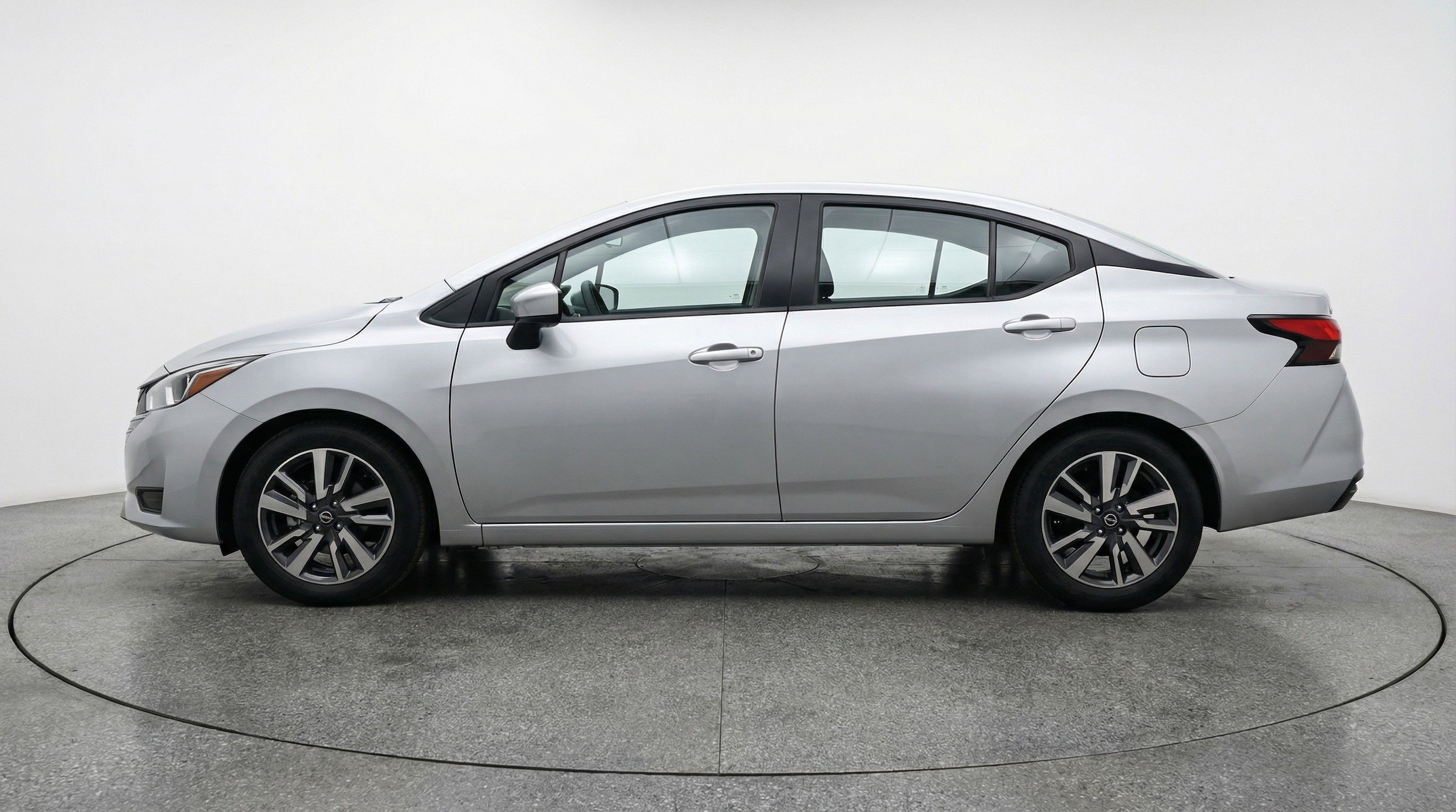 Thumbnail: 2025 Nissan Versa - 5