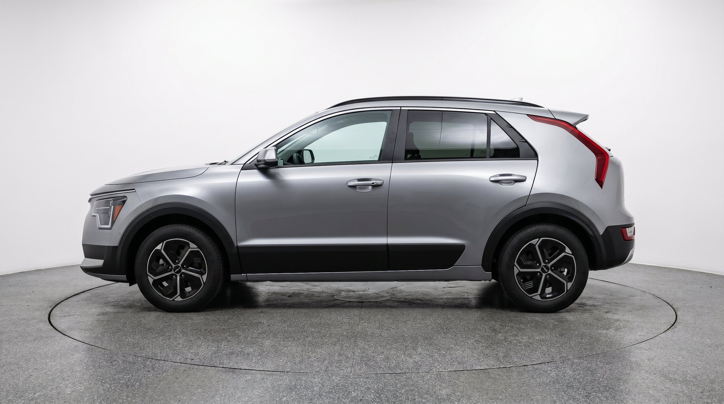 Thumbnail: 2026 Kia Niro - 5