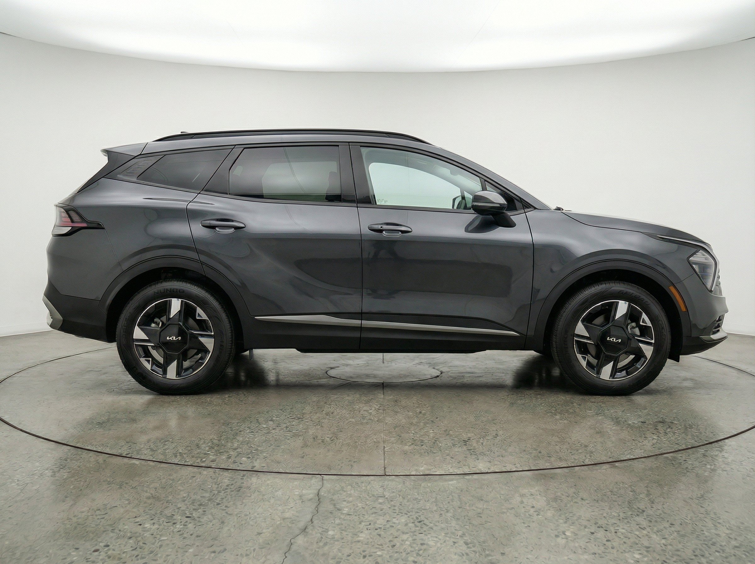 Thumbnail: 2026 Kia Sportage - 10
