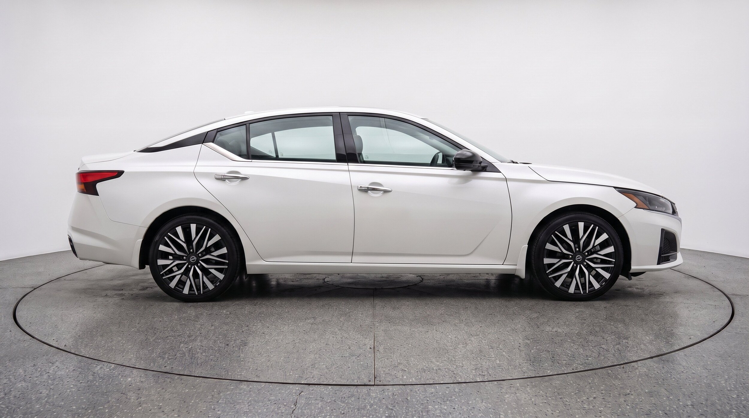 Thumbnail: 2025 Nissan Altima - 11