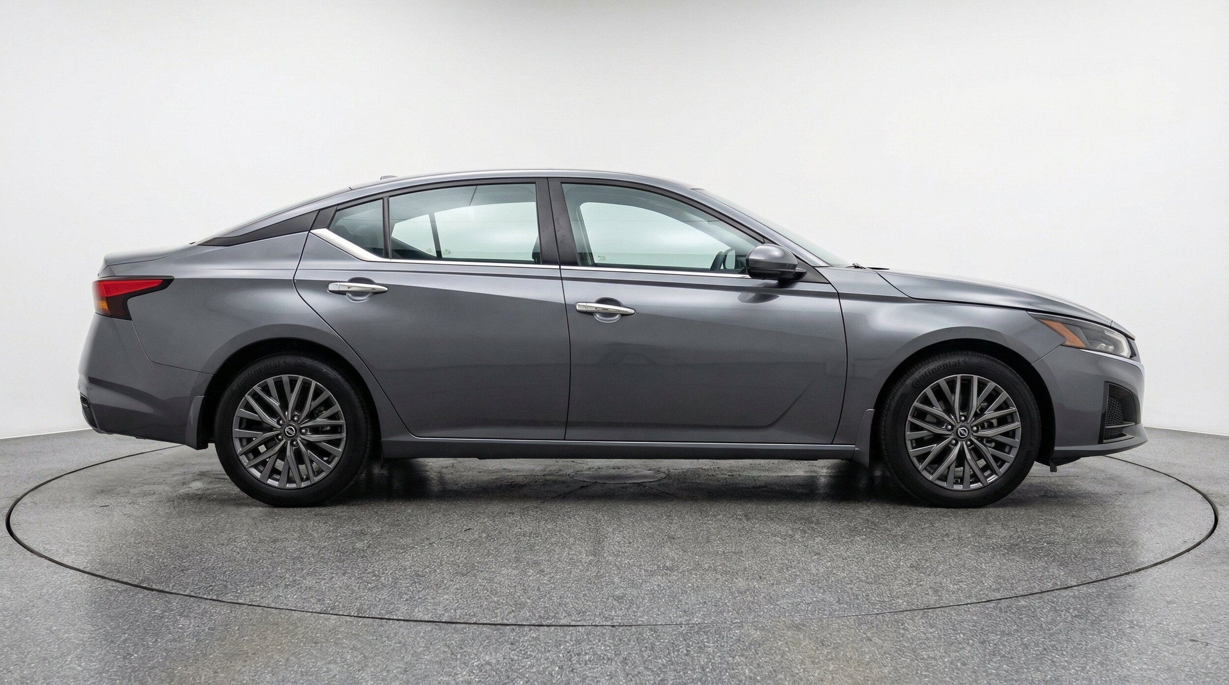 Thumbnail: 2025 Nissan Altima - 10