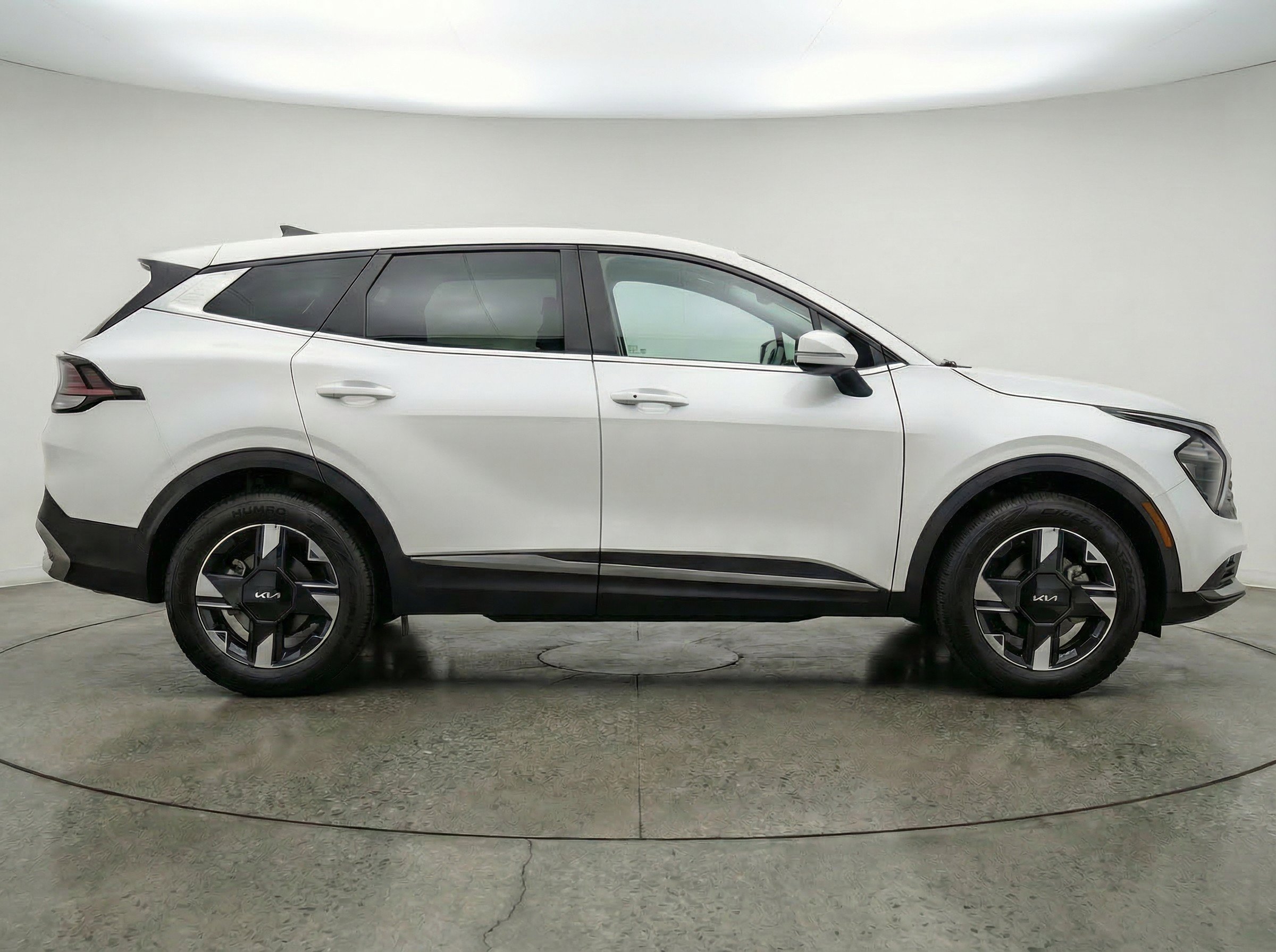 Thumbnail: 2026 Kia Sportage - 10