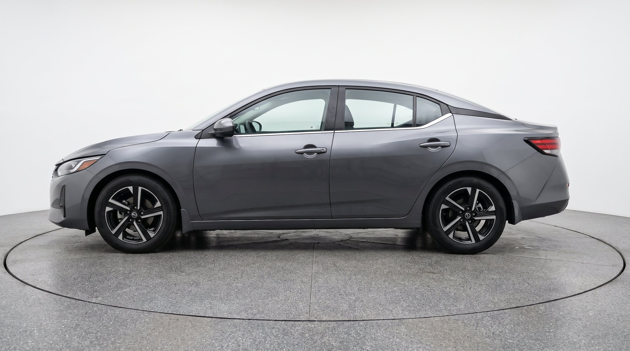 Thumbnail: 2025 Nissan Sentra - 5