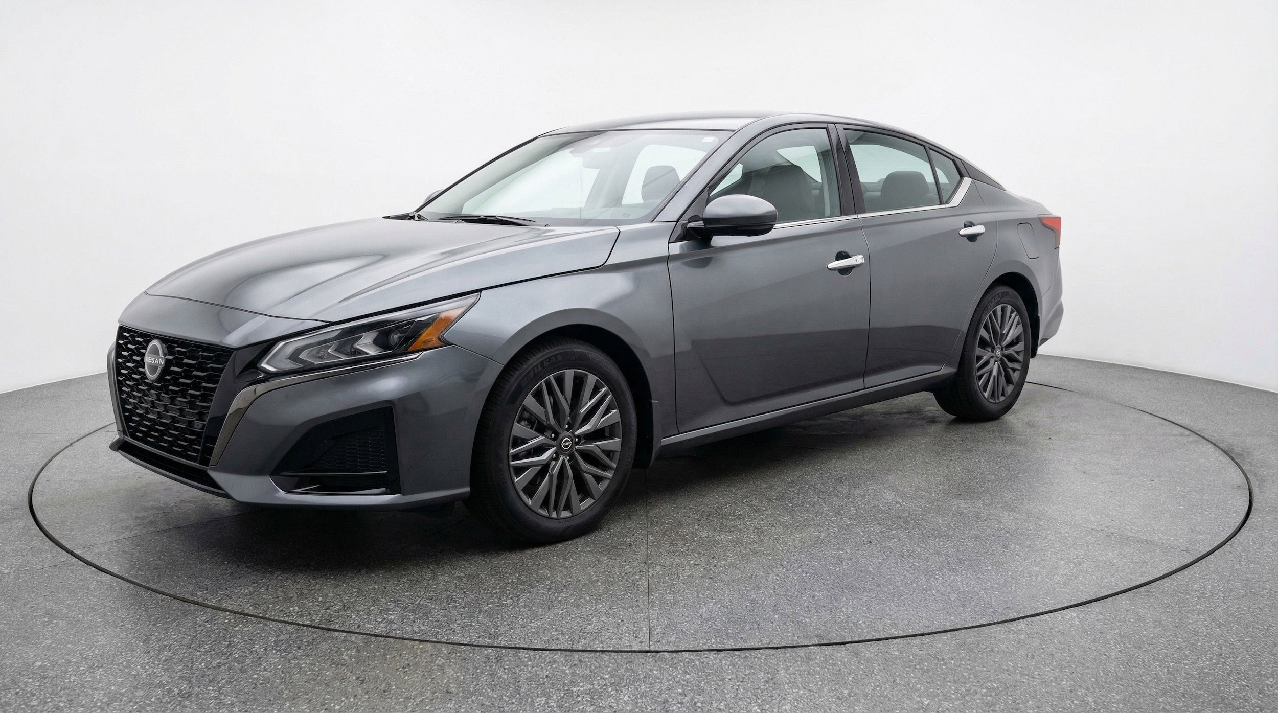 Thumbnail: 2025 Nissan Altima - 3