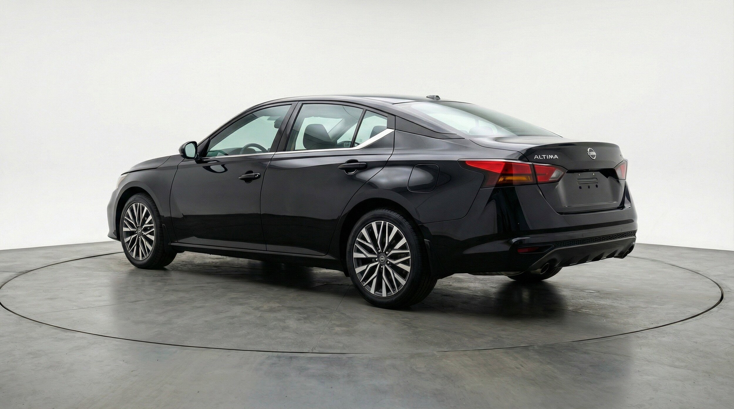 Thumbnail: 2025 Nissan Altima - 6