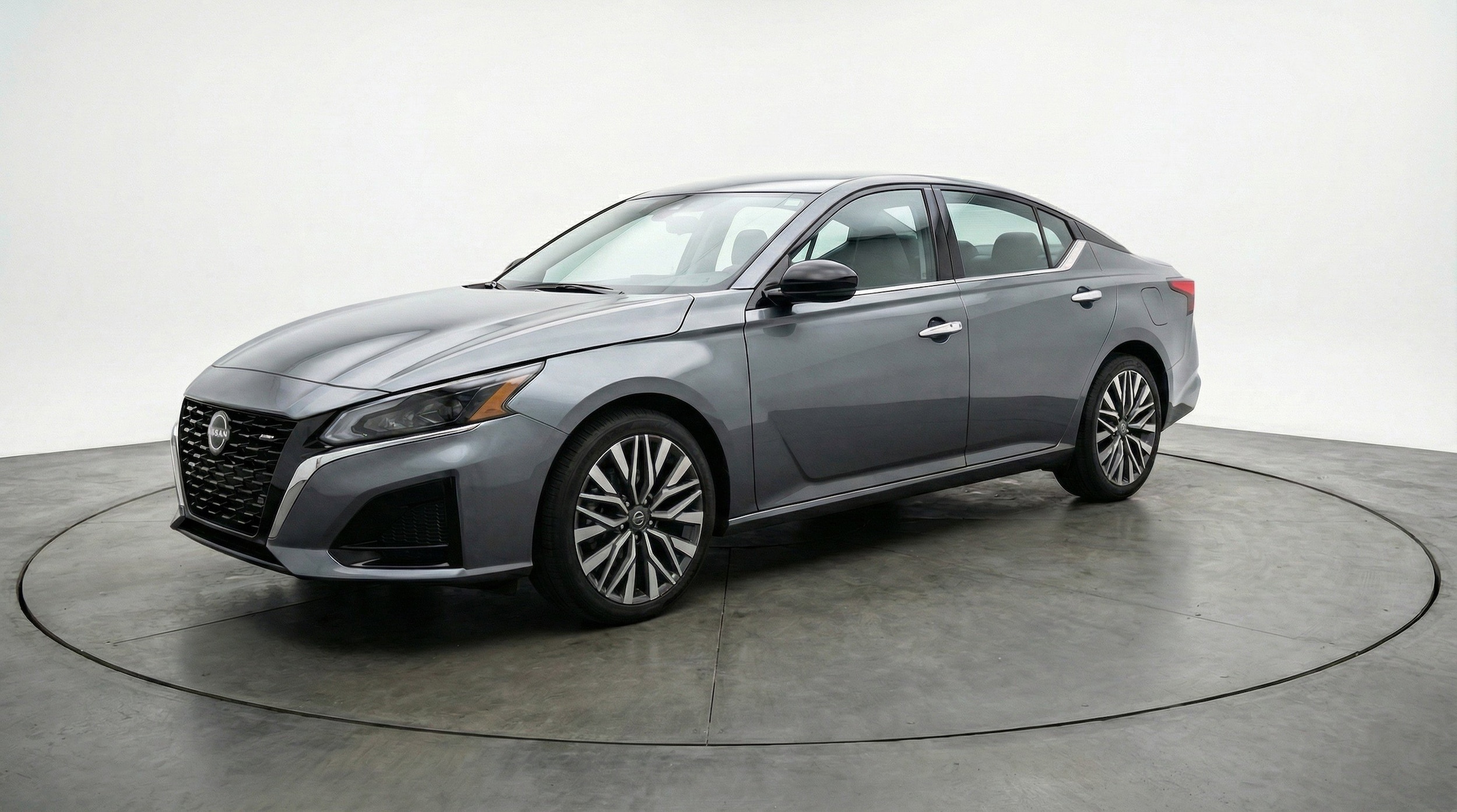 Thumbnail: 2025 Nissan Altima - 3