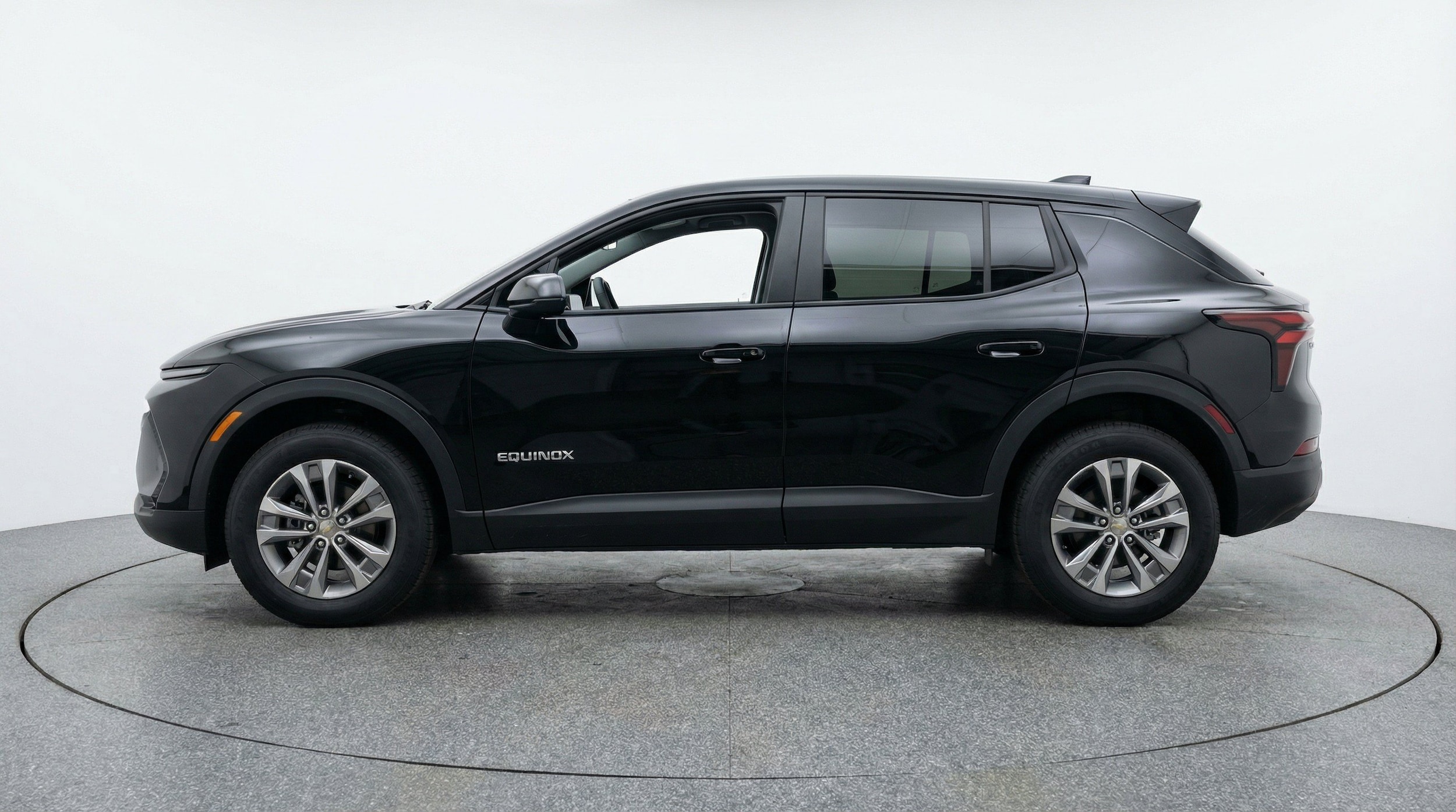 Thumbnail: 2025 Chevrolet Equinox - 5