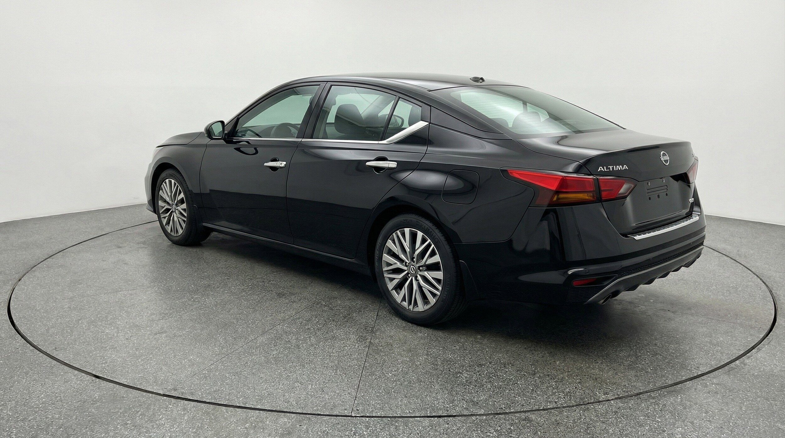 Thumbnail: 2025 Nissan Altima - 6