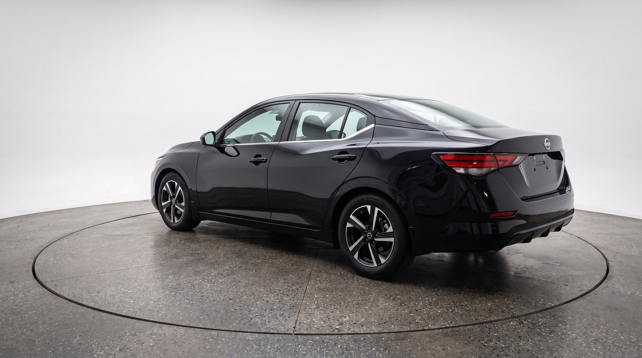 Thumbnail: 2025 Nissan Sentra - 6