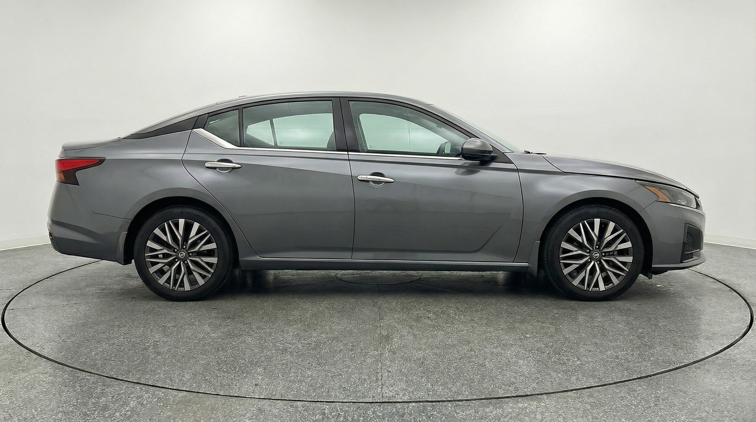 Thumbnail: 2025 Nissan Altima - 11