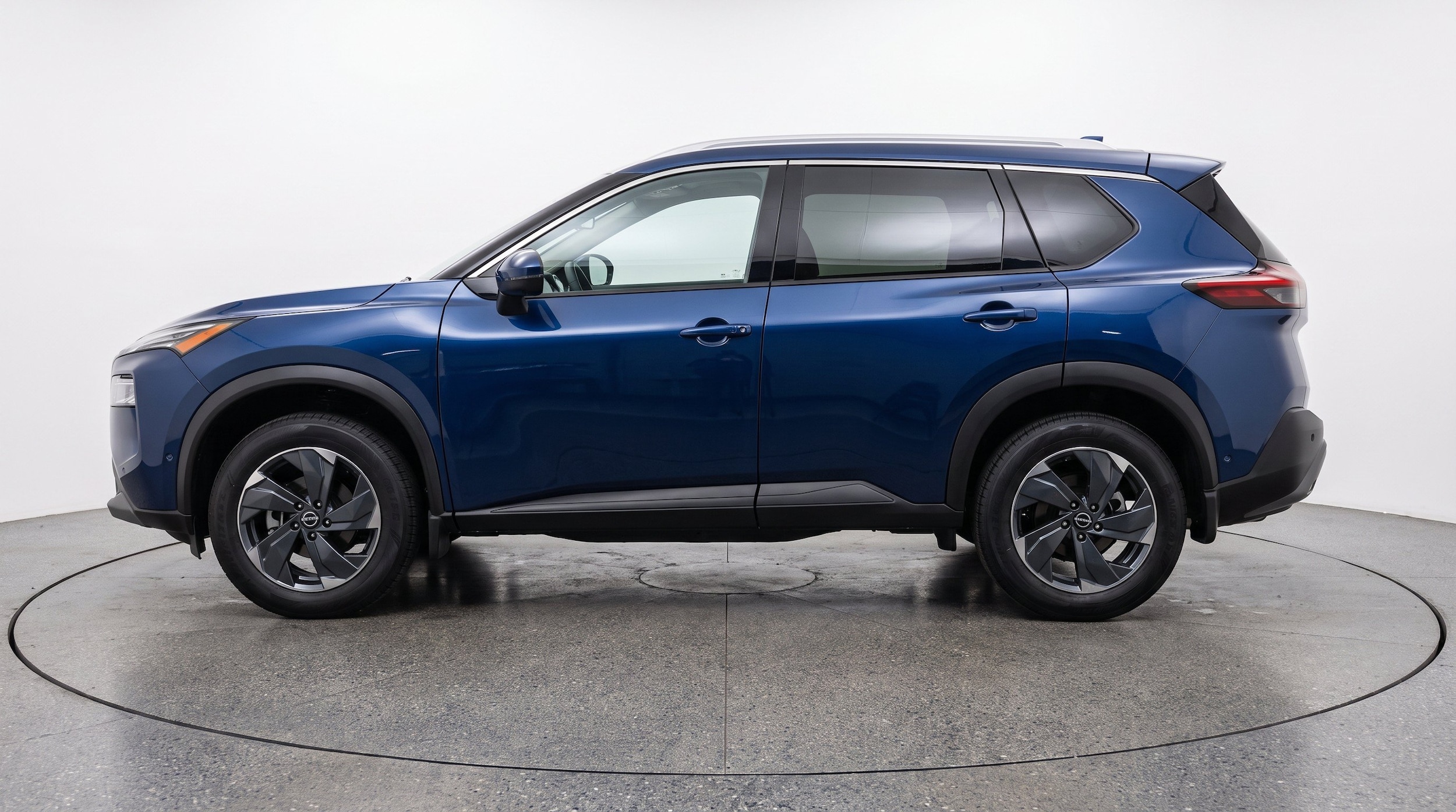 Thumbnail: 2025 Nissan Rogue - 5
