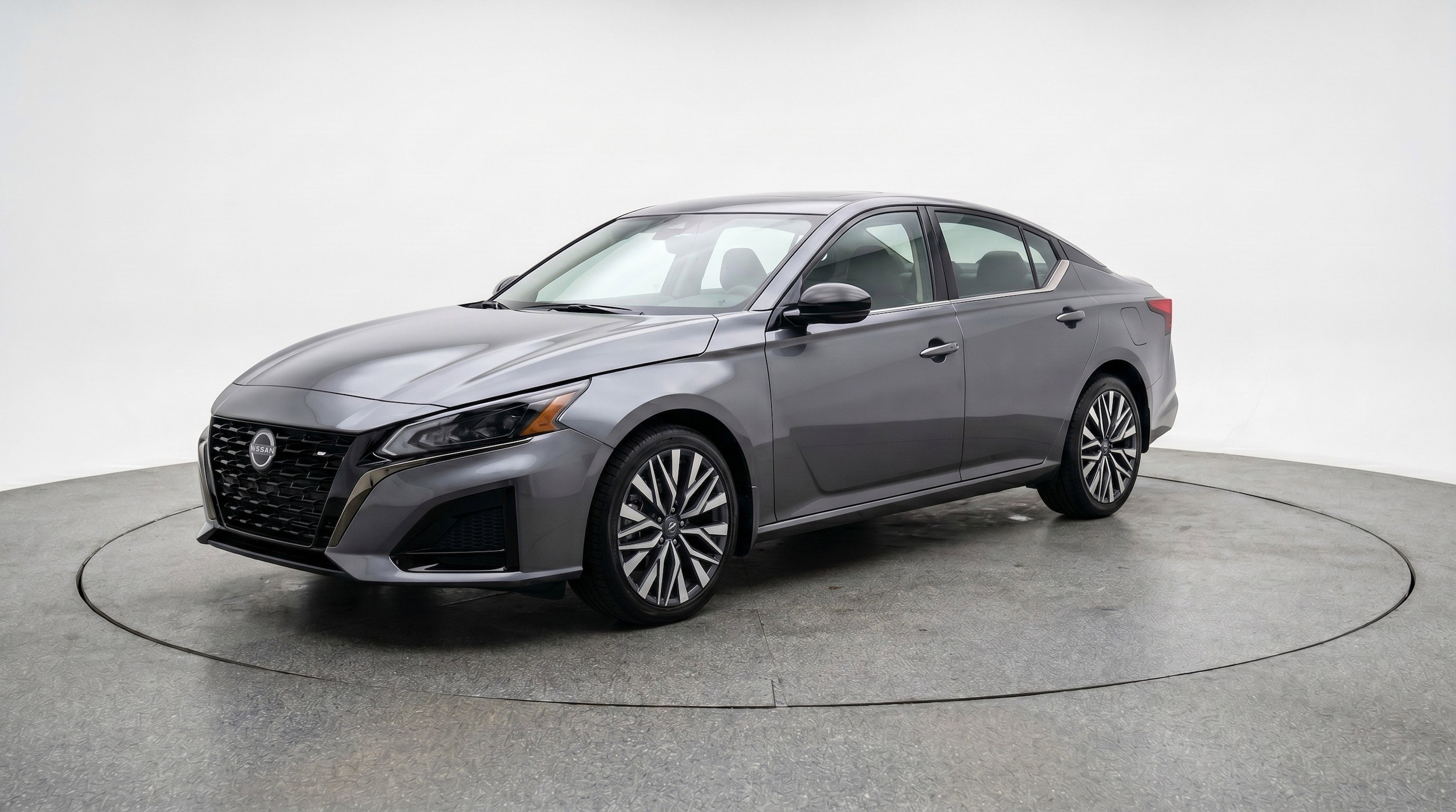 Thumbnail: 2025 Nissan Altima - 3