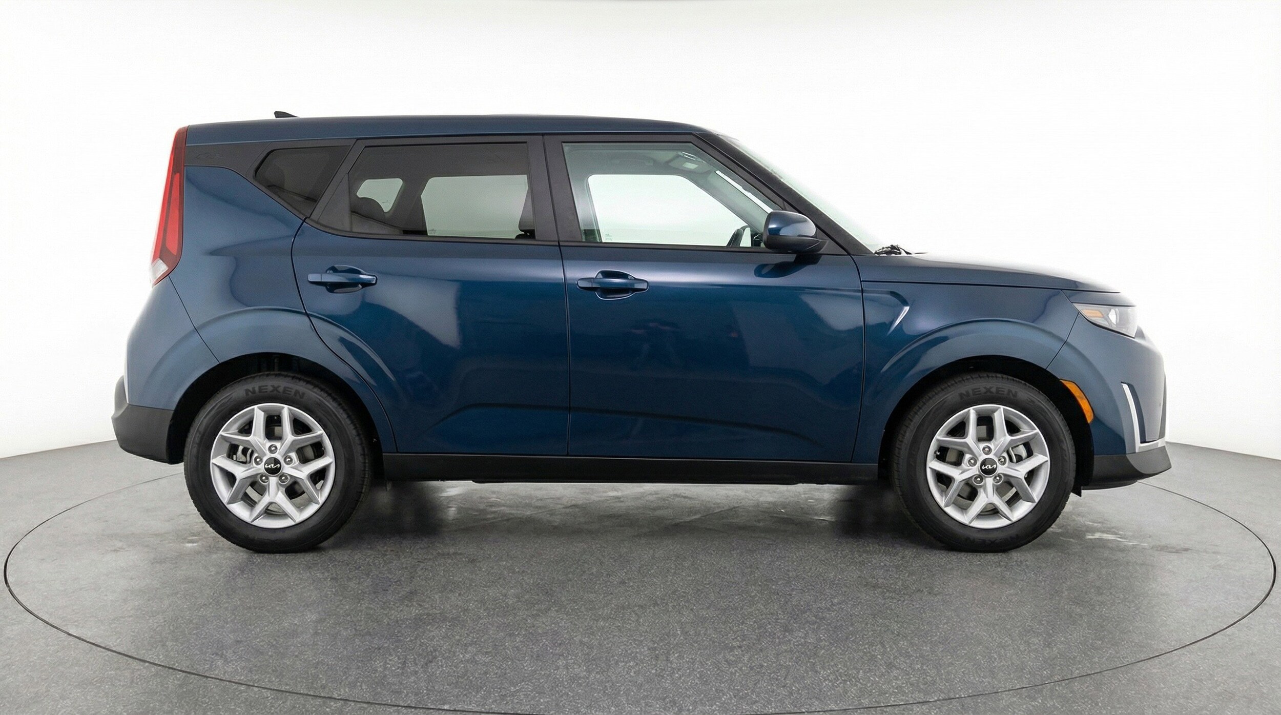 Thumbnail: 2025 Kia Soul - 11