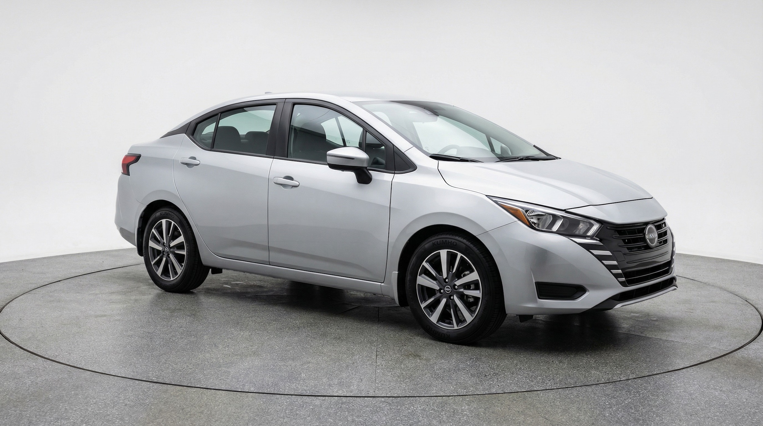 2025 Nissan Versa Sedan SV