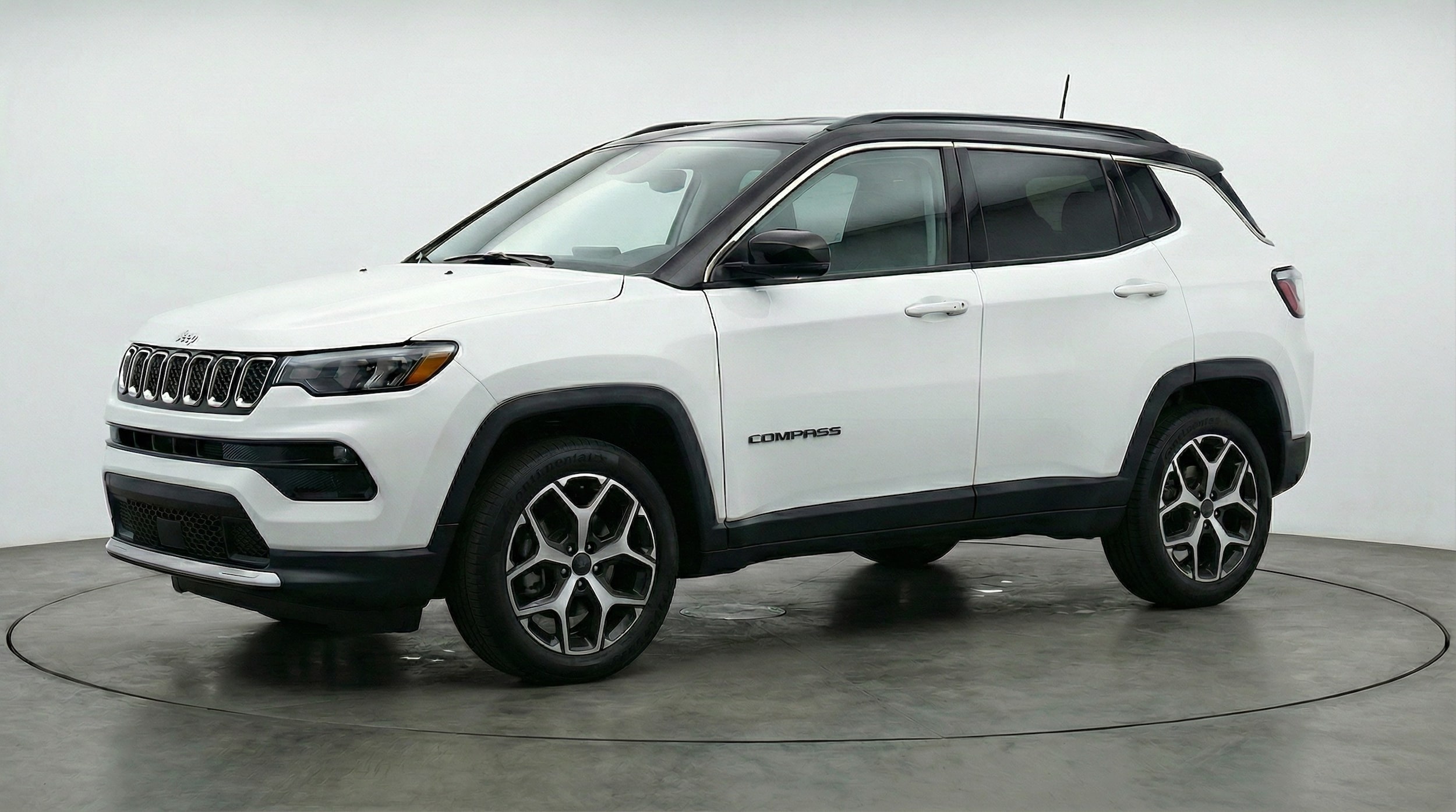 Thumbnail: 2025 Jeep Compass - 3