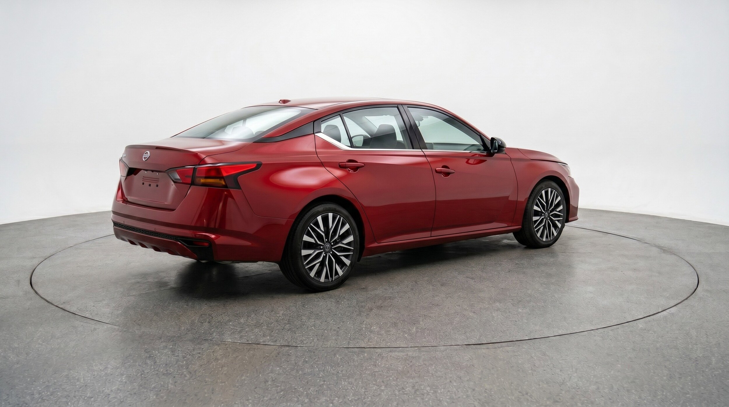 Thumbnail: 2025 Nissan Altima - 9