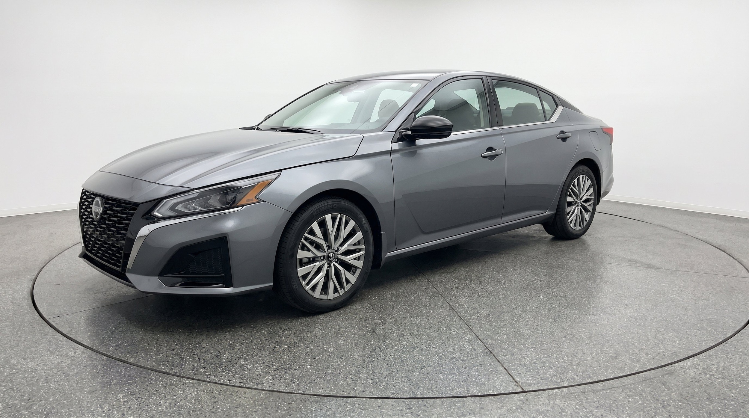 Thumbnail: 2025 Nissan Altima - 3