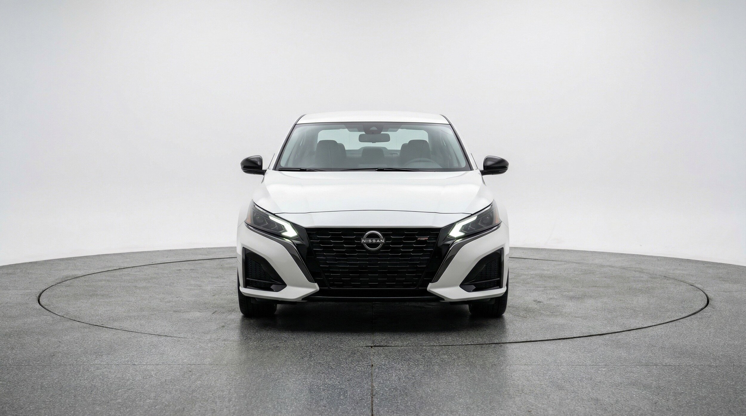 Thumbnail: 2025 Nissan Altima - 2