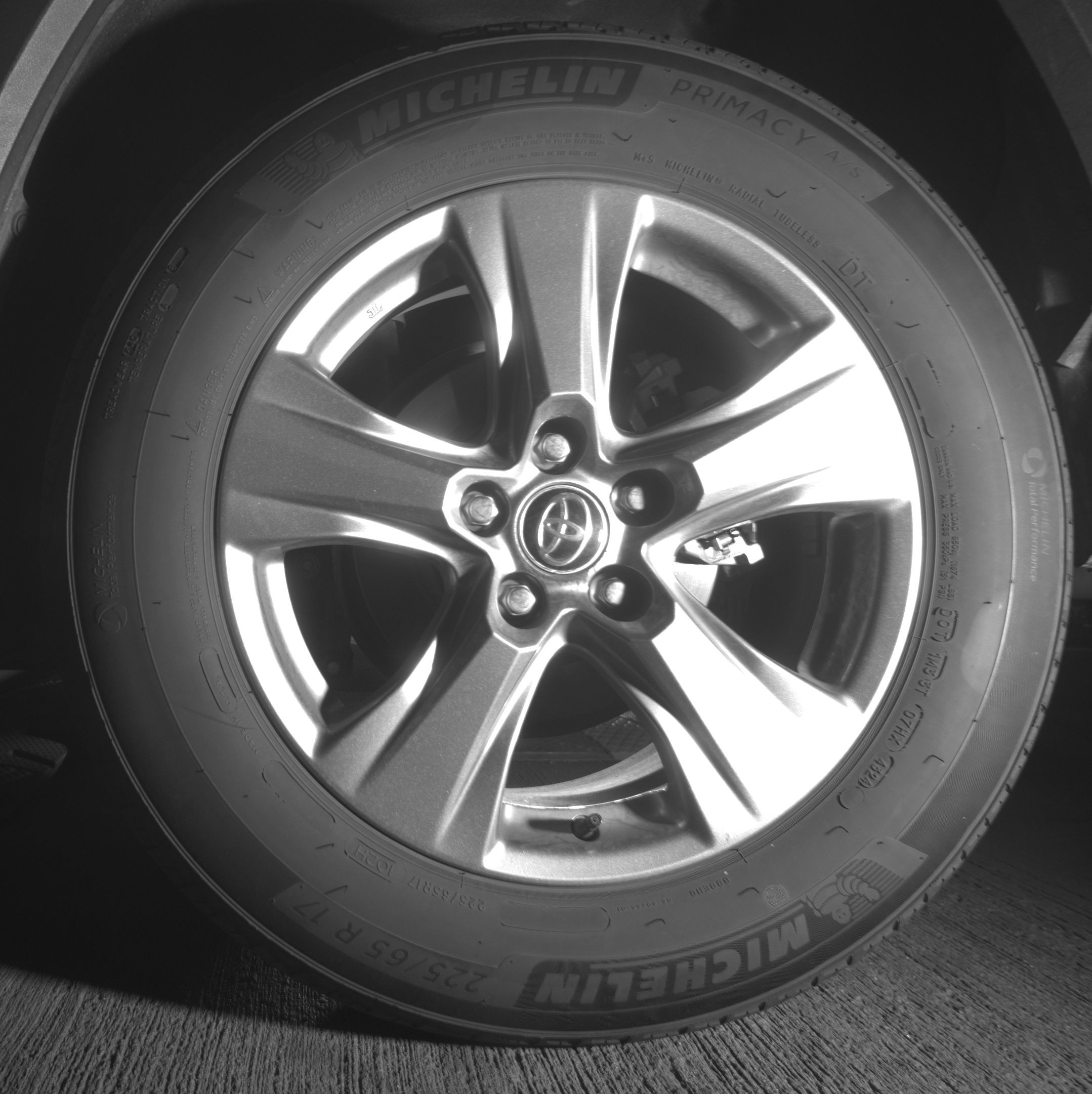 Thumbnail: 2025 Toyota RAV4 - 11