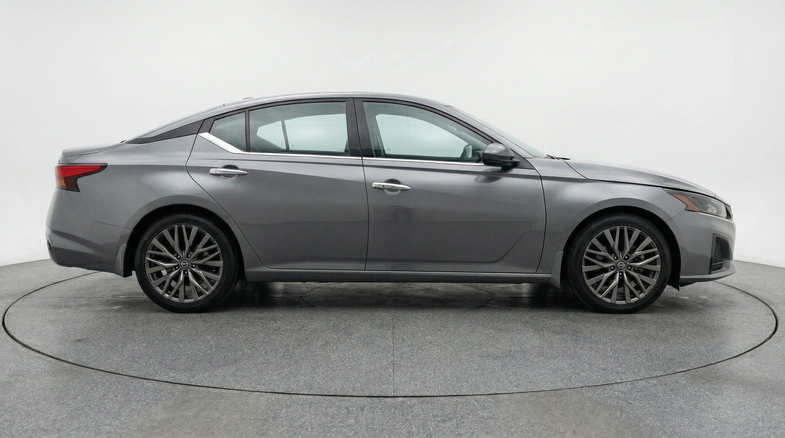 Thumbnail: 2025 Nissan Altima - 11