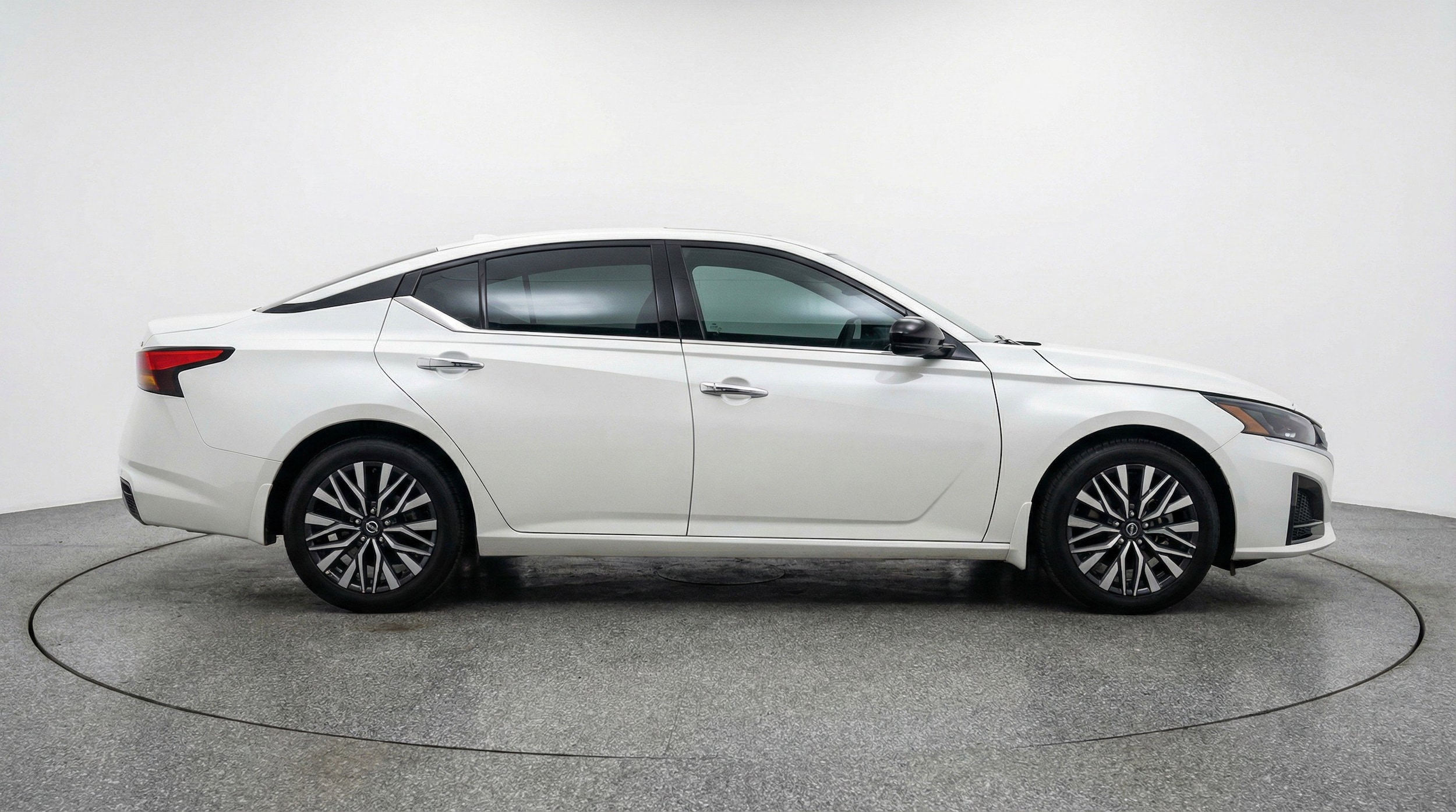 Thumbnail: 2025 Nissan Altima - 11