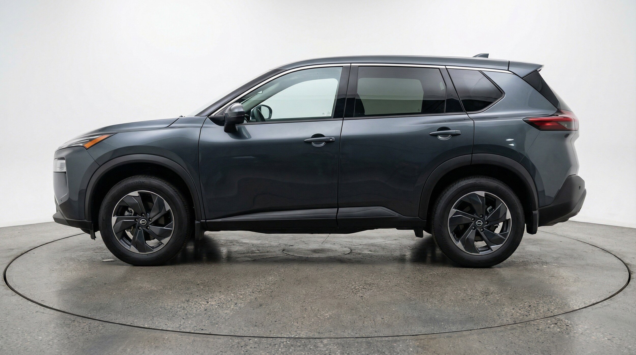 Thumbnail: 2025 Nissan Rogue - 5