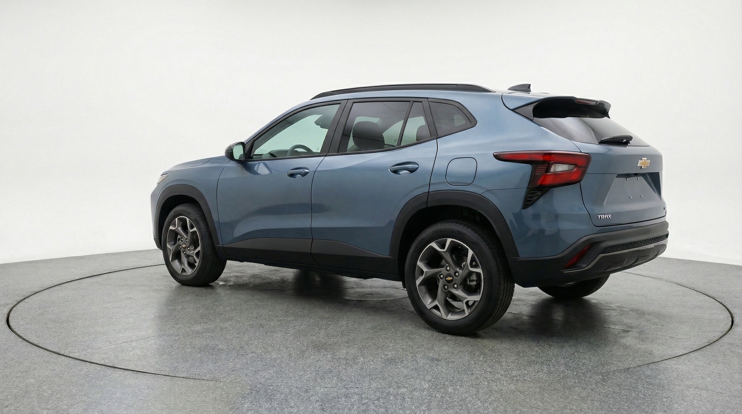 Thumbnail: 2025 Chevrolet Trax - 6