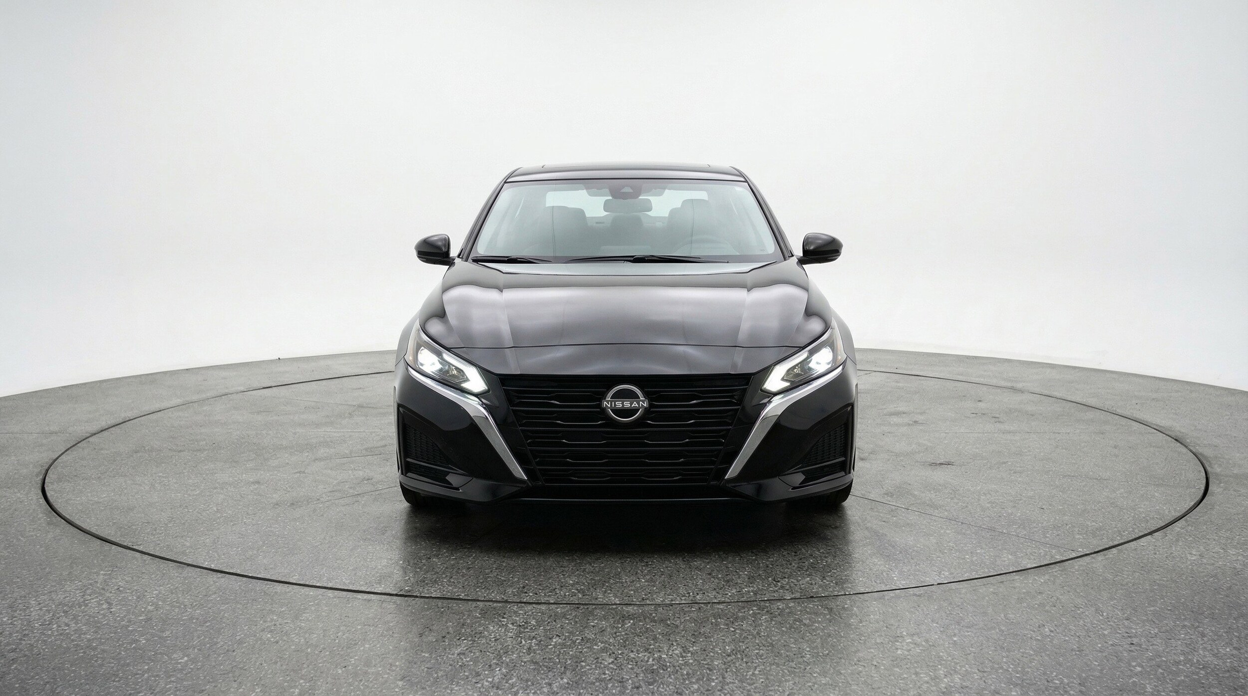 Thumbnail: 2025 Nissan Altima - 2