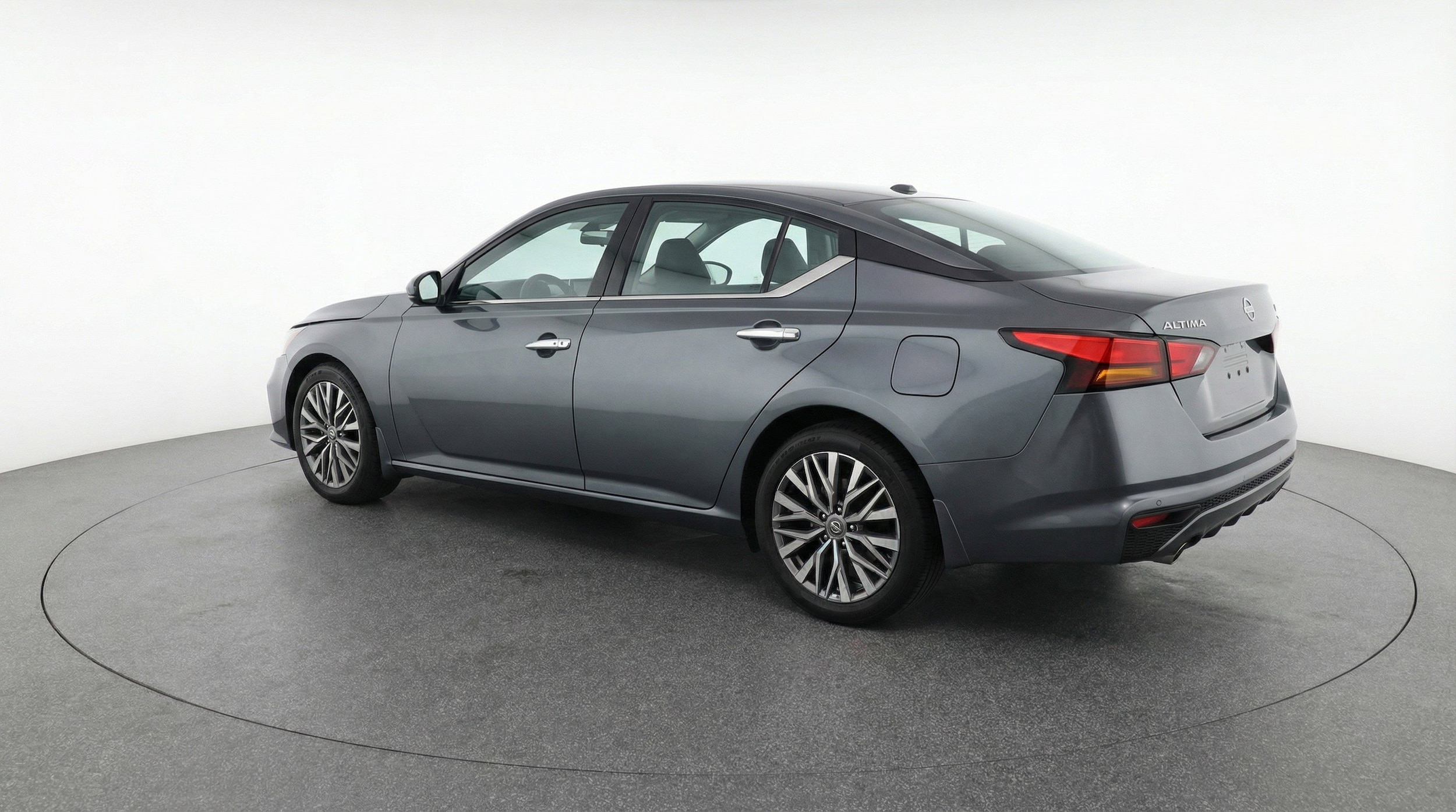 Thumbnail: 2025 Nissan Altima - 6