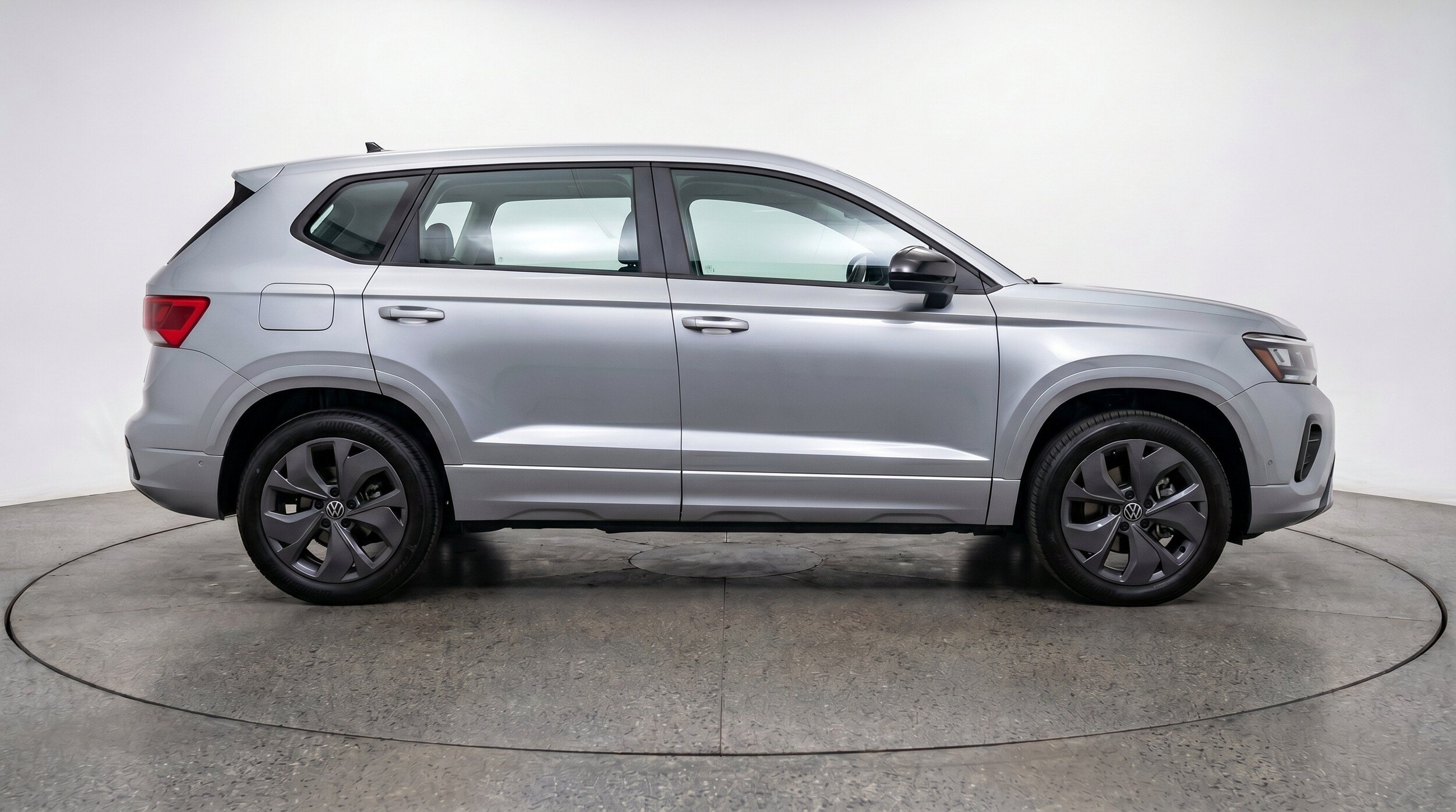 Thumbnail: 2026 Volkswagen Taos - 10