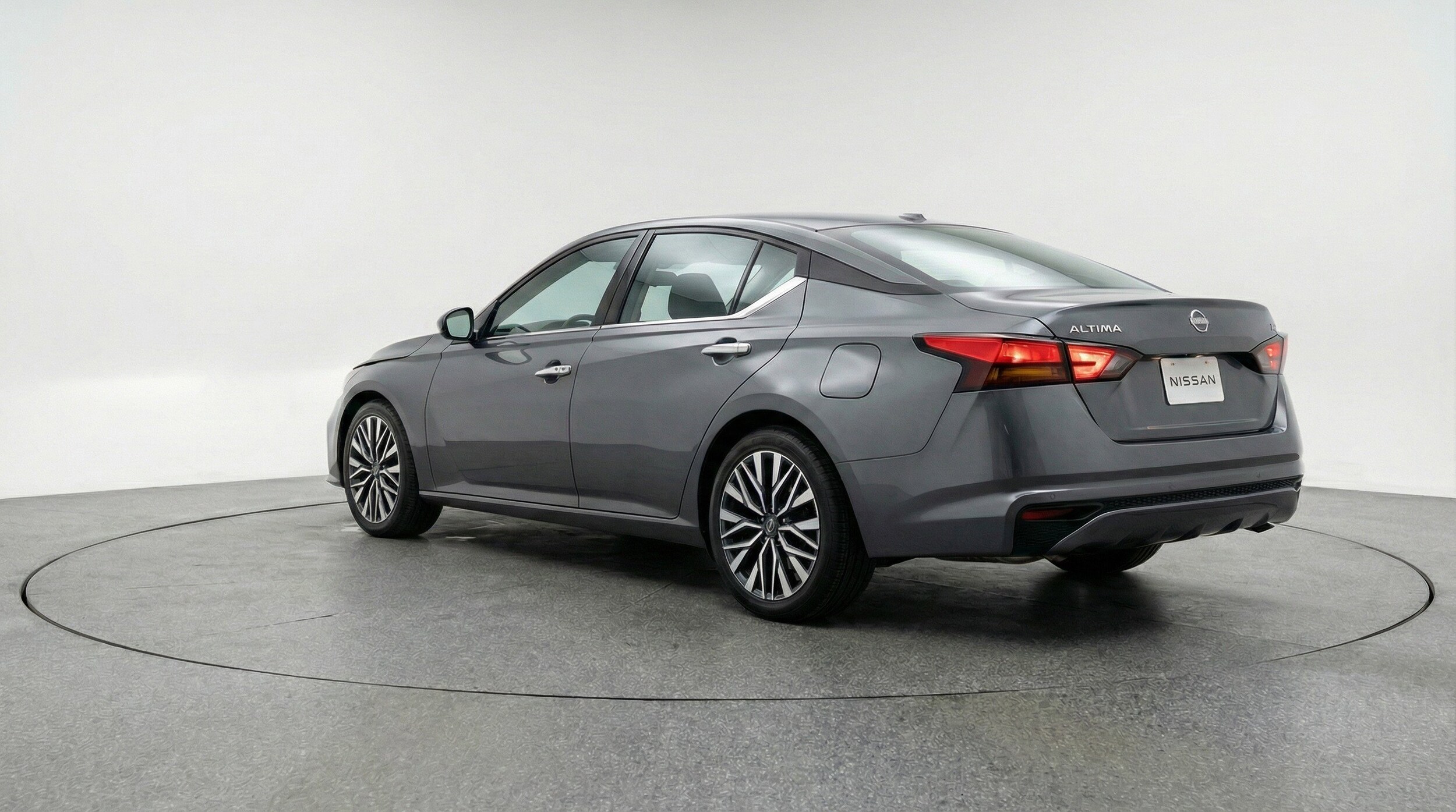 Thumbnail: 2025 Nissan Altima - 6