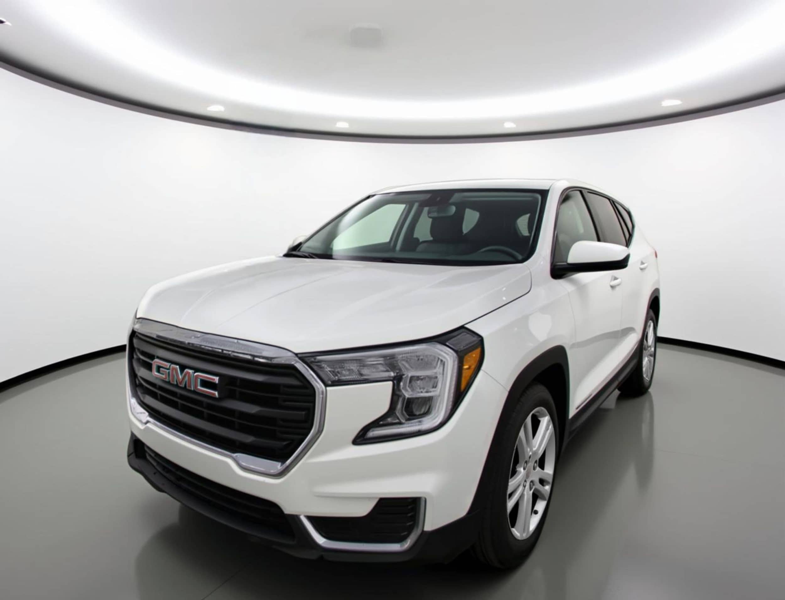 Thumbnail: 2024 GMC Terrain - 3