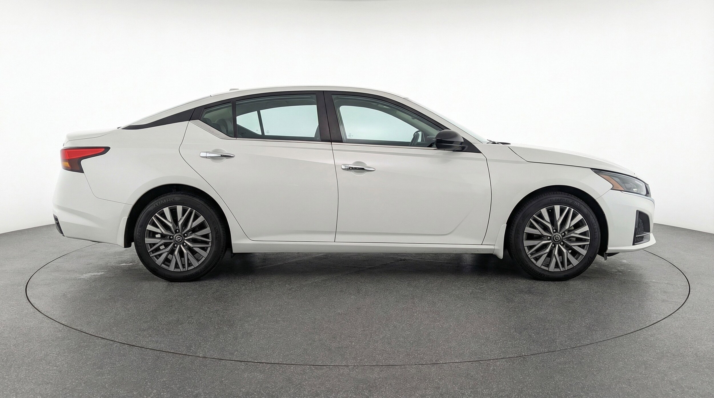 Thumbnail: 2025 Nissan Altima - 11