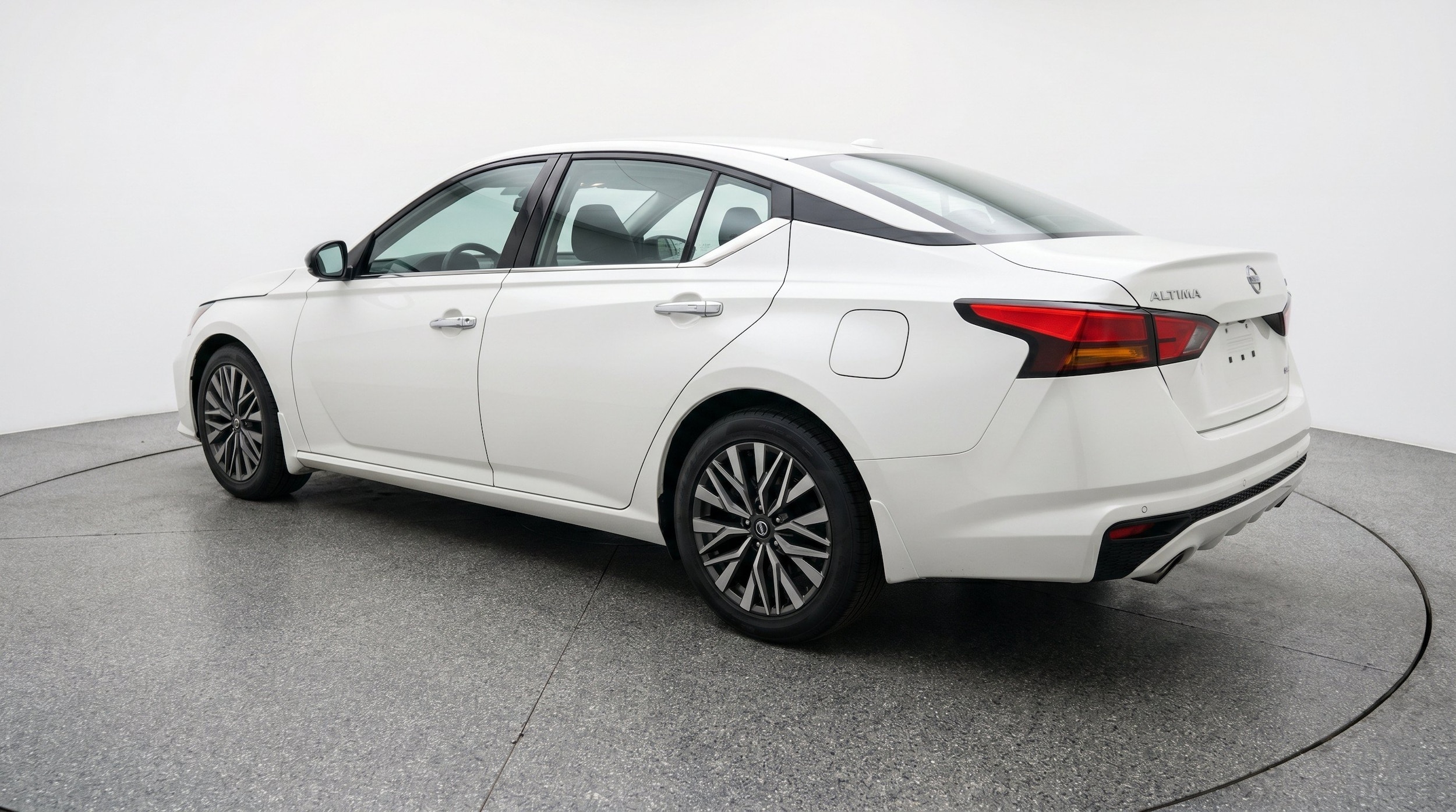 Thumbnail: 2025 Nissan Altima - 6