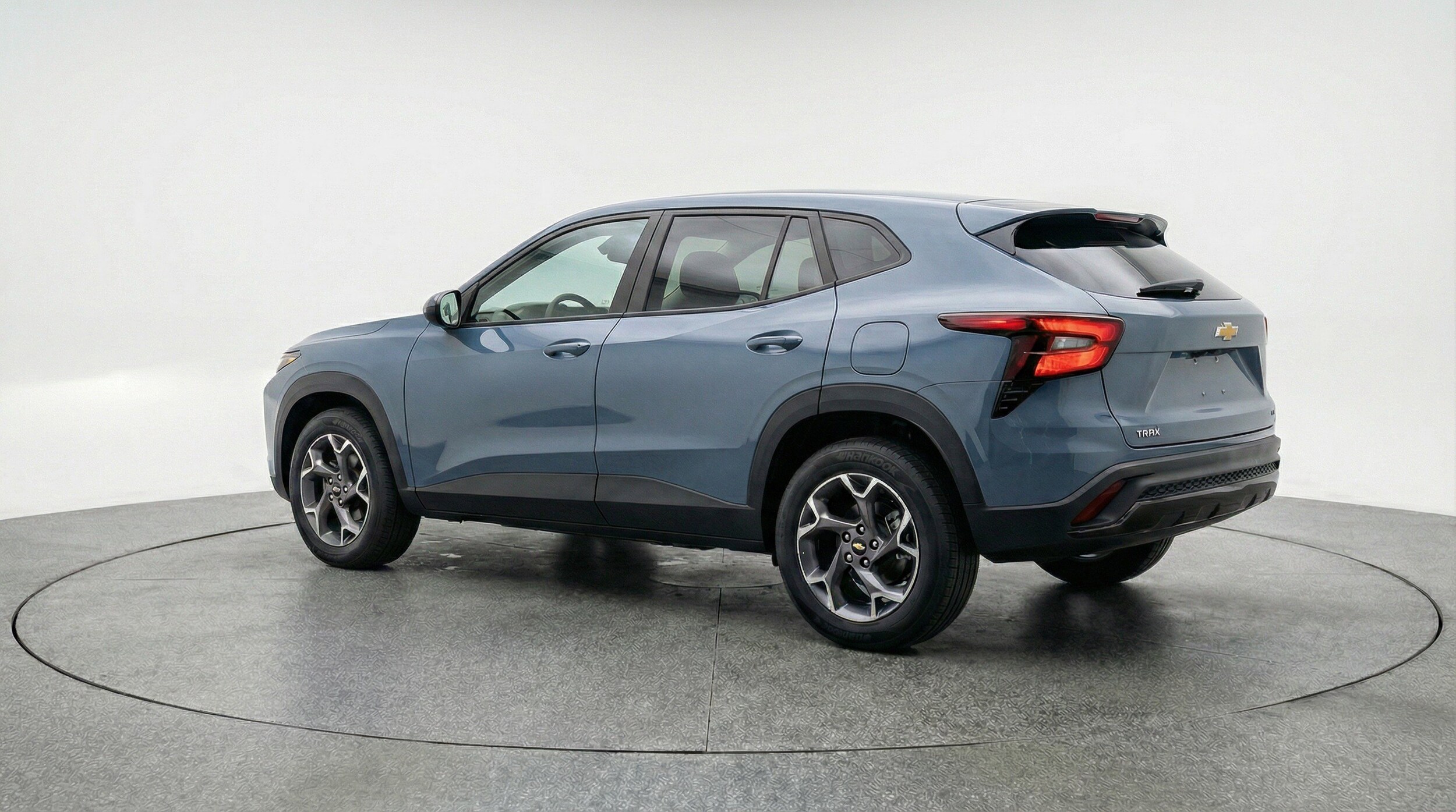 Thumbnail: 2025 Chevrolet Trax - 6