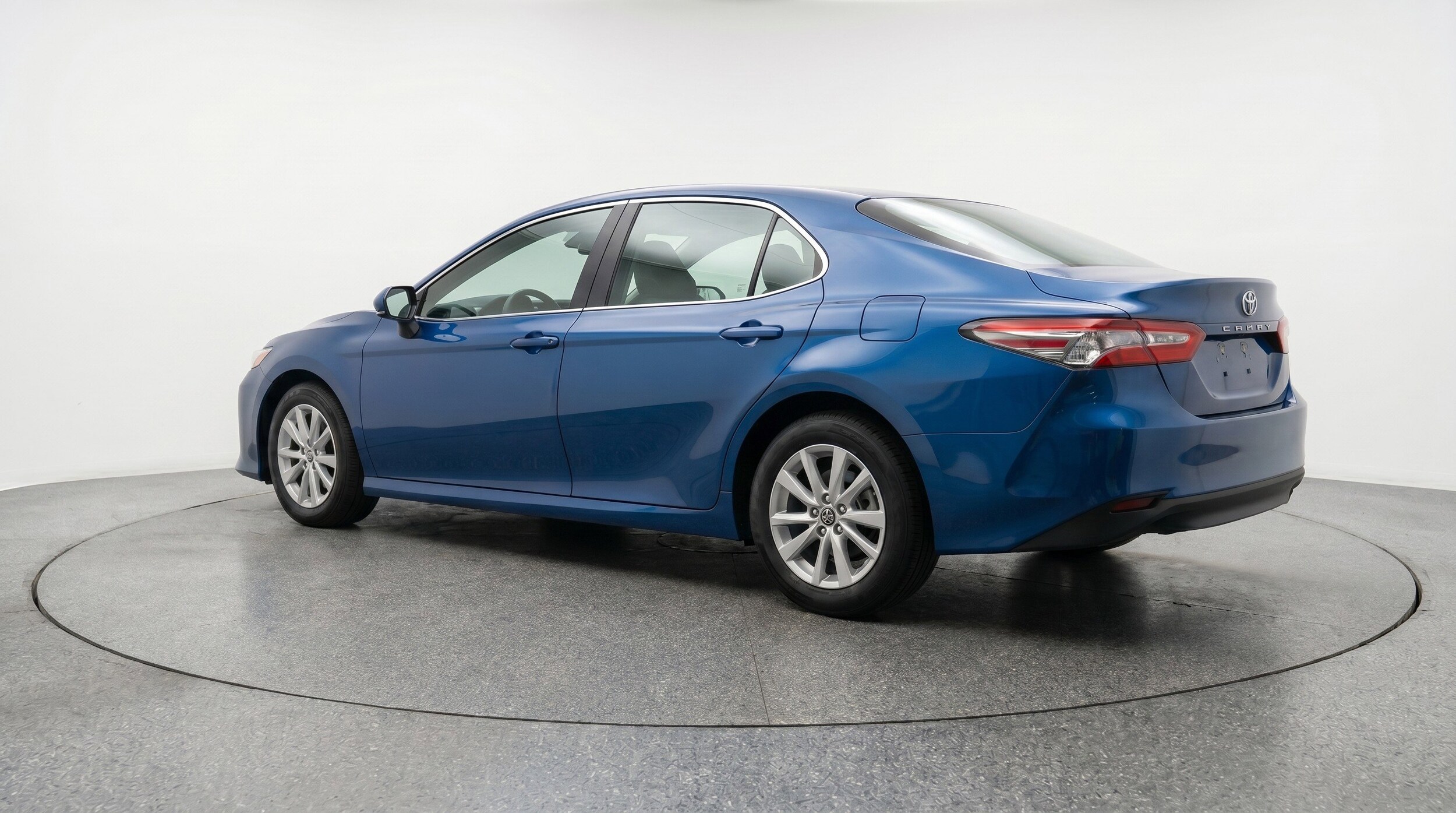 Thumbnail: 2025 Toyota Camry - 6