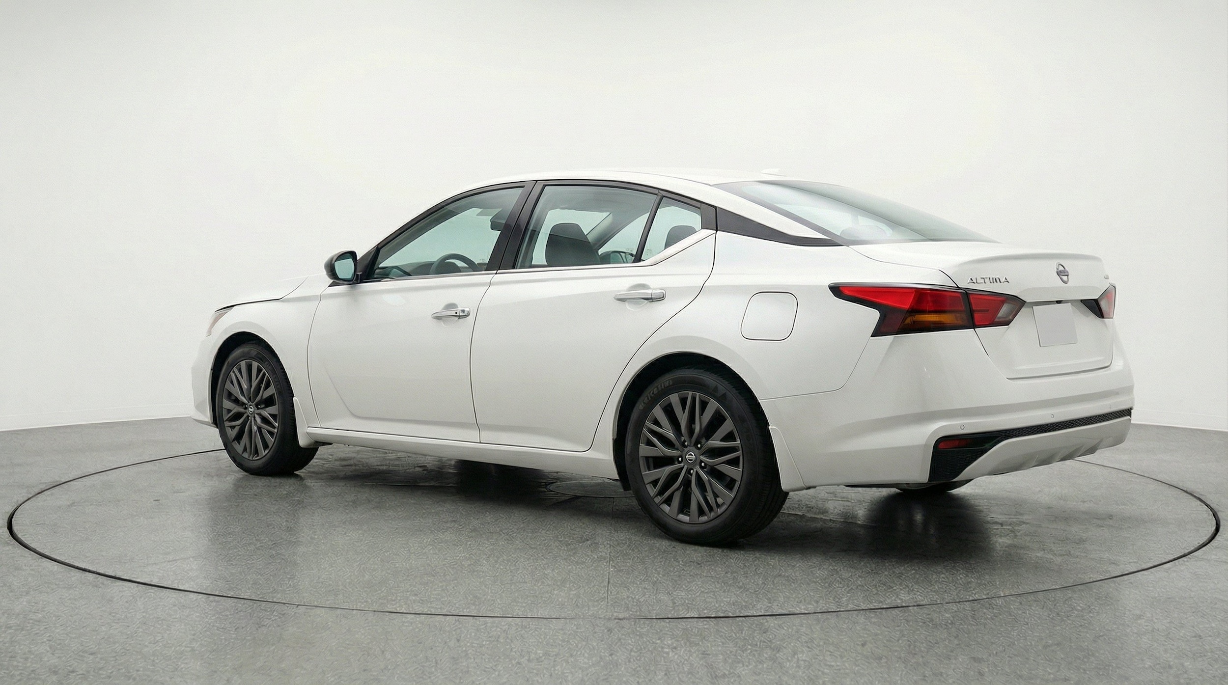 Thumbnail: 2025 Nissan Altima - 6