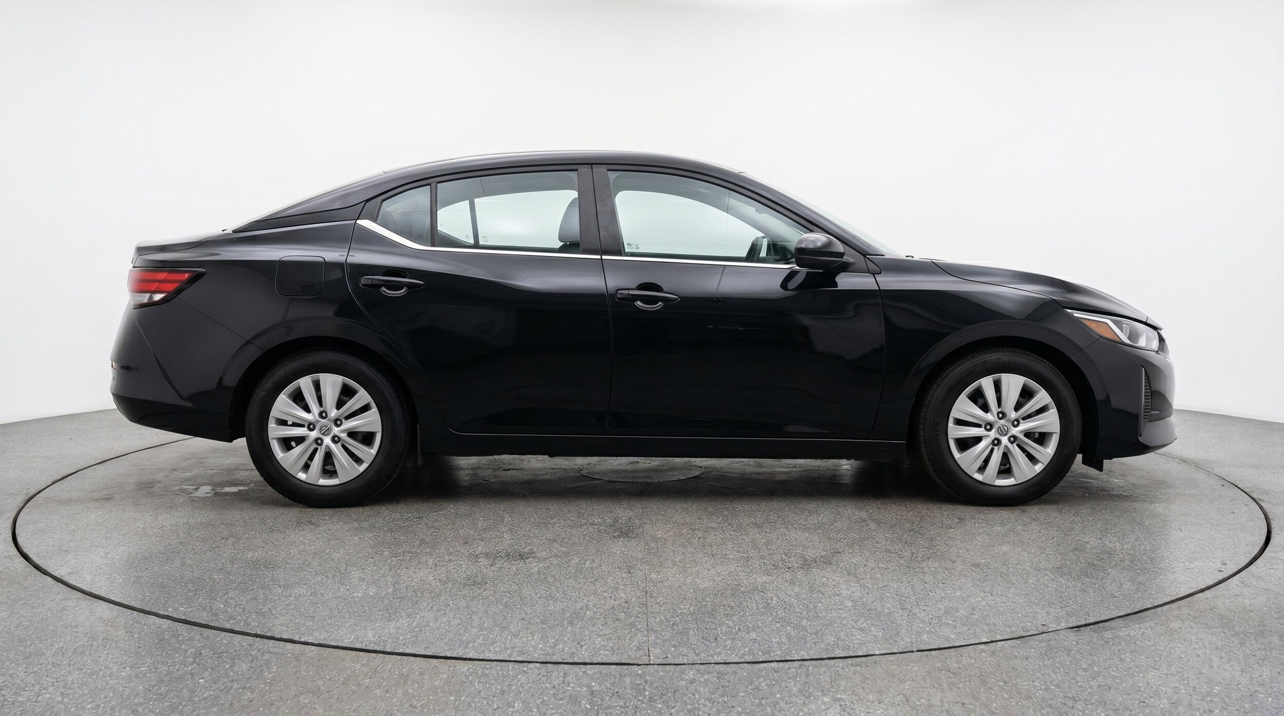 Thumbnail: 2025 Nissan Sentra - 11