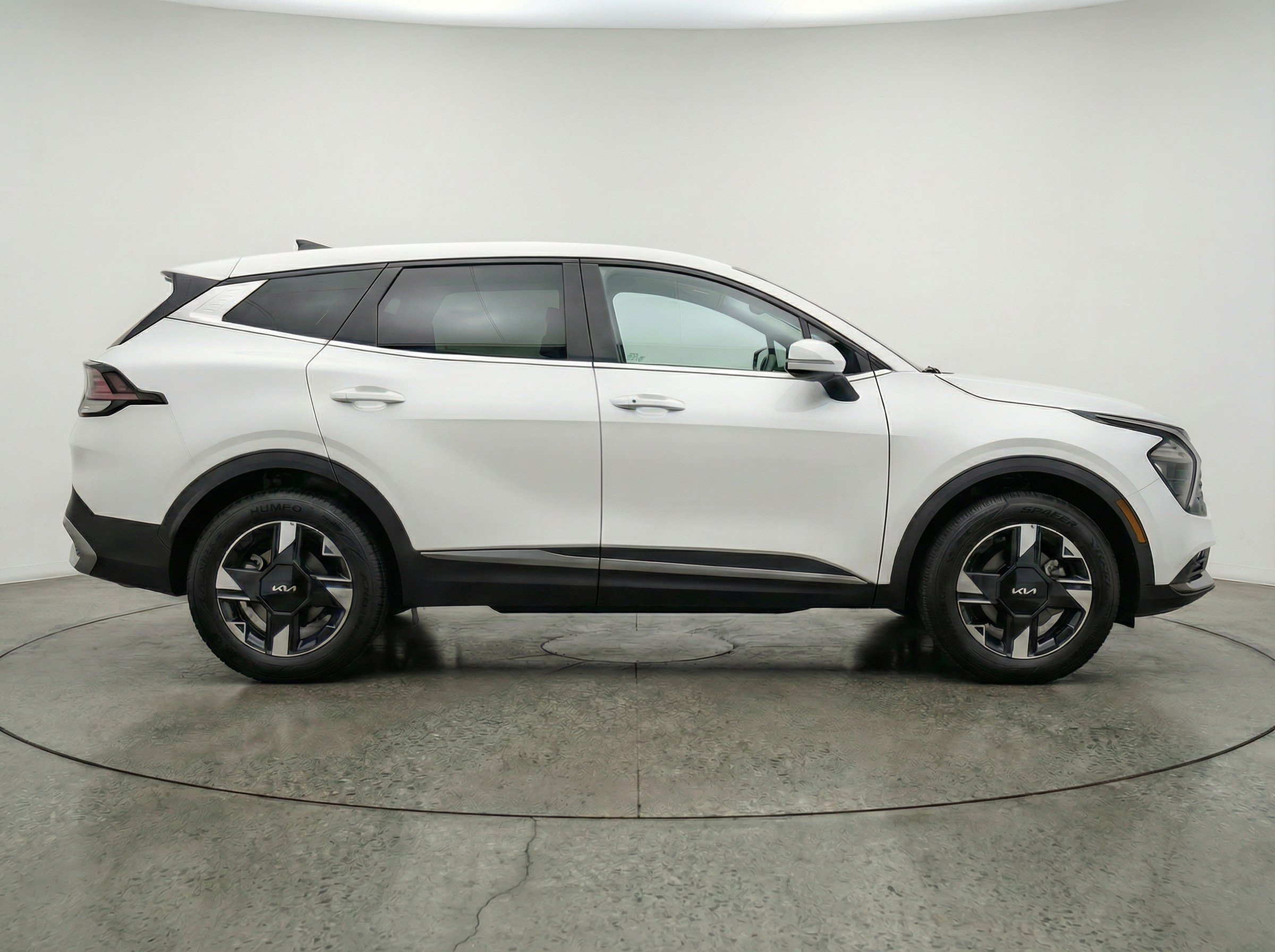 Thumbnail: 2026 Kia Sportage - 11