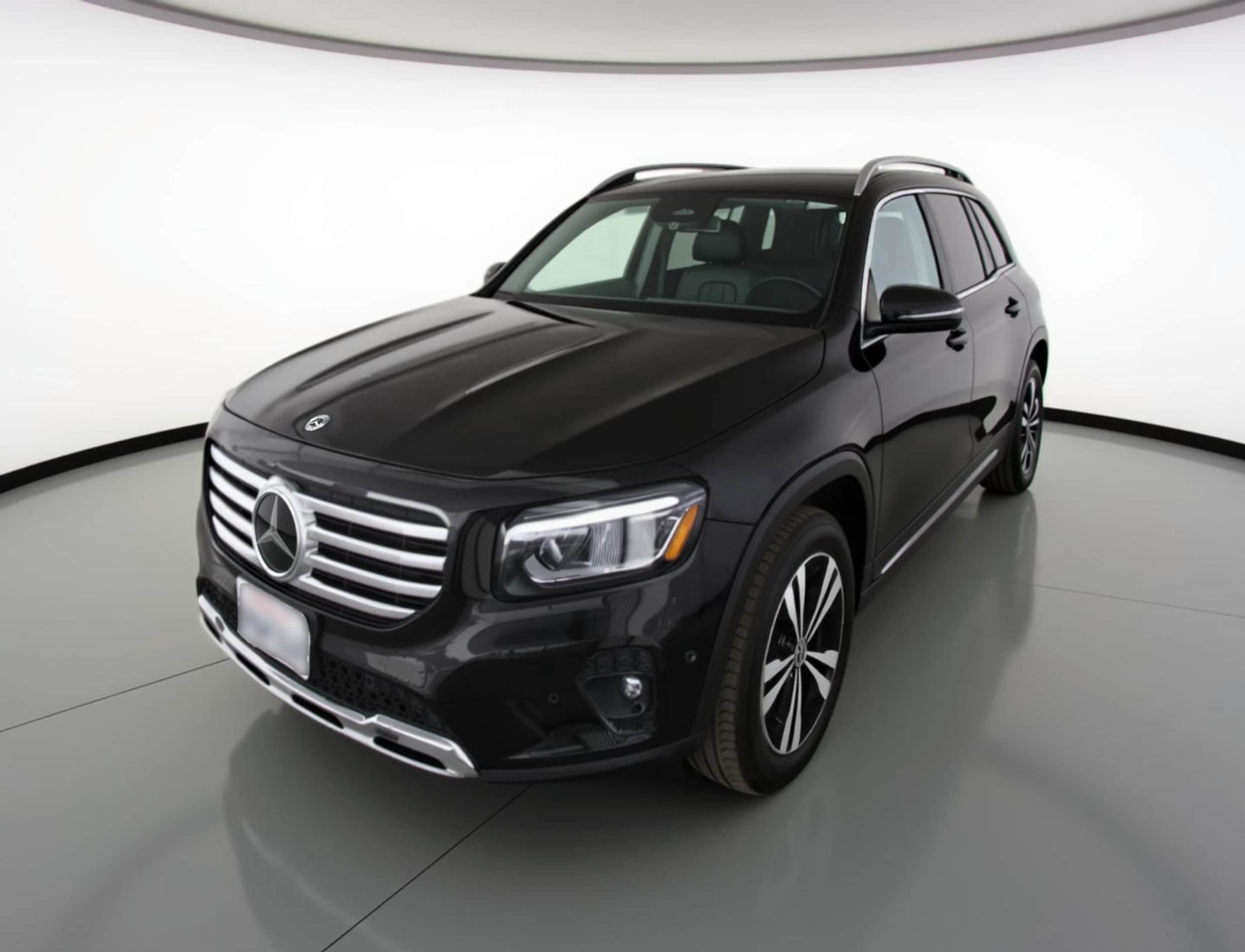 Thumbnail: 2024 Mercedes-Benz GLB - 3