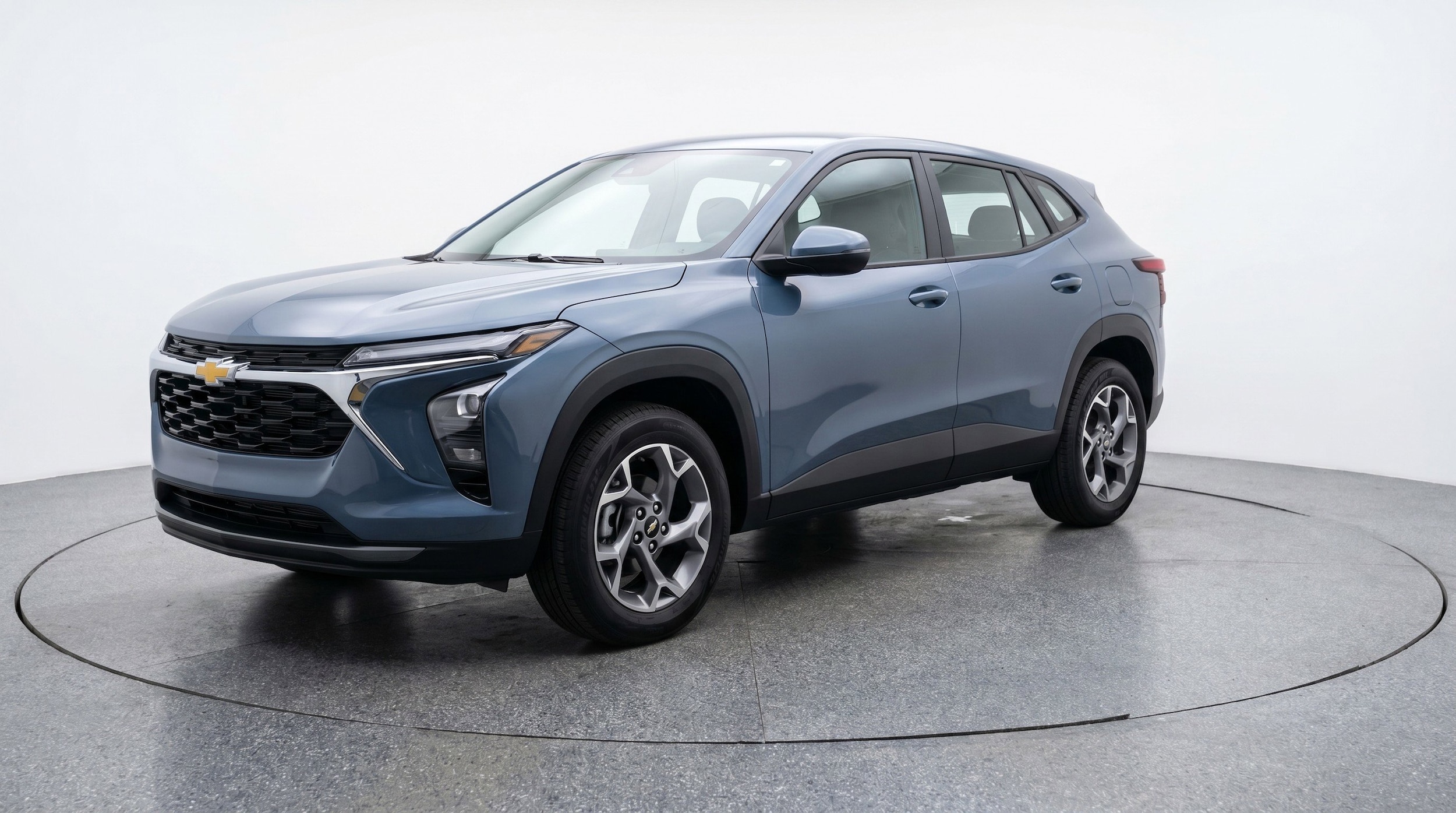 Thumbnail: 2025 Chevrolet Trax - 3