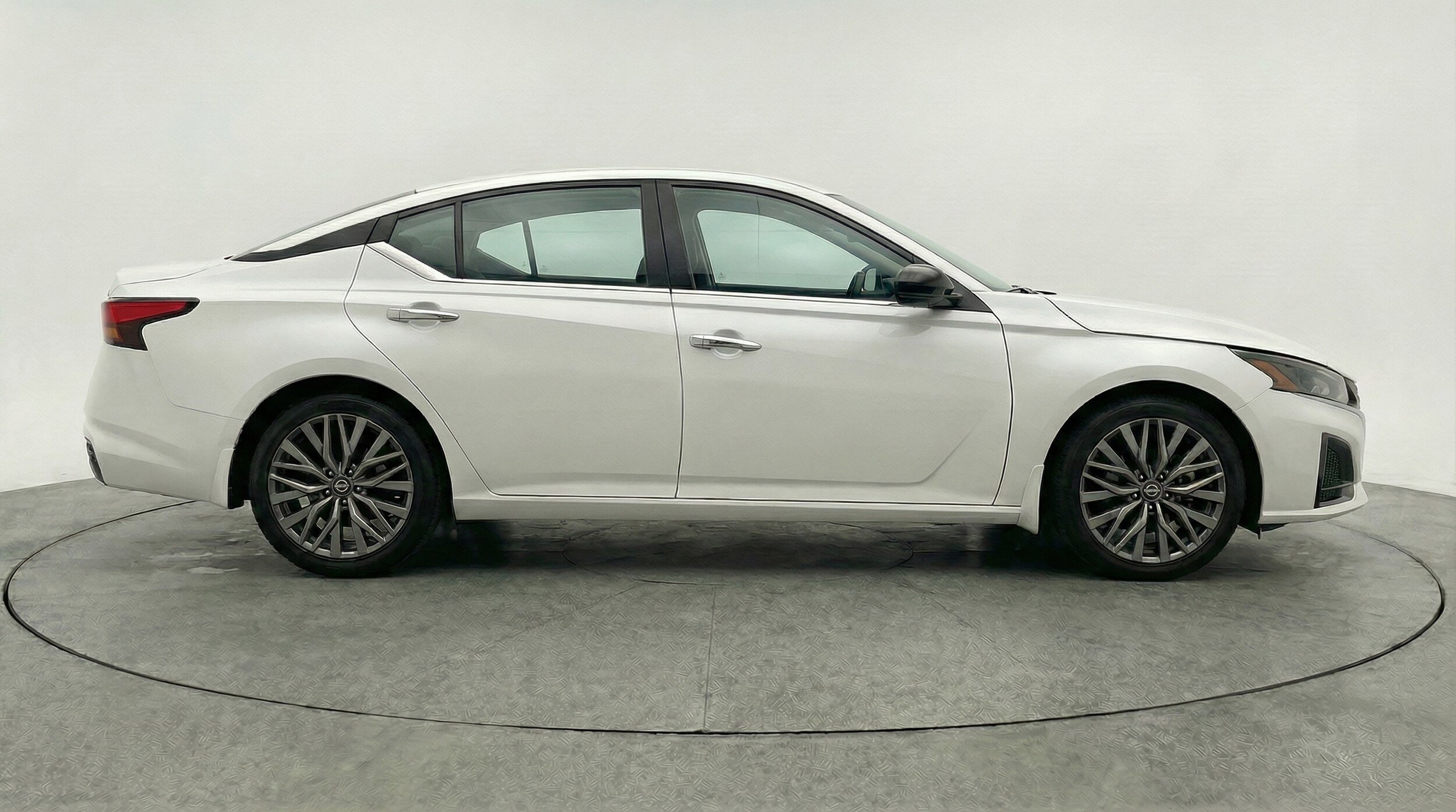 Thumbnail: 2025 Nissan Altima - 11